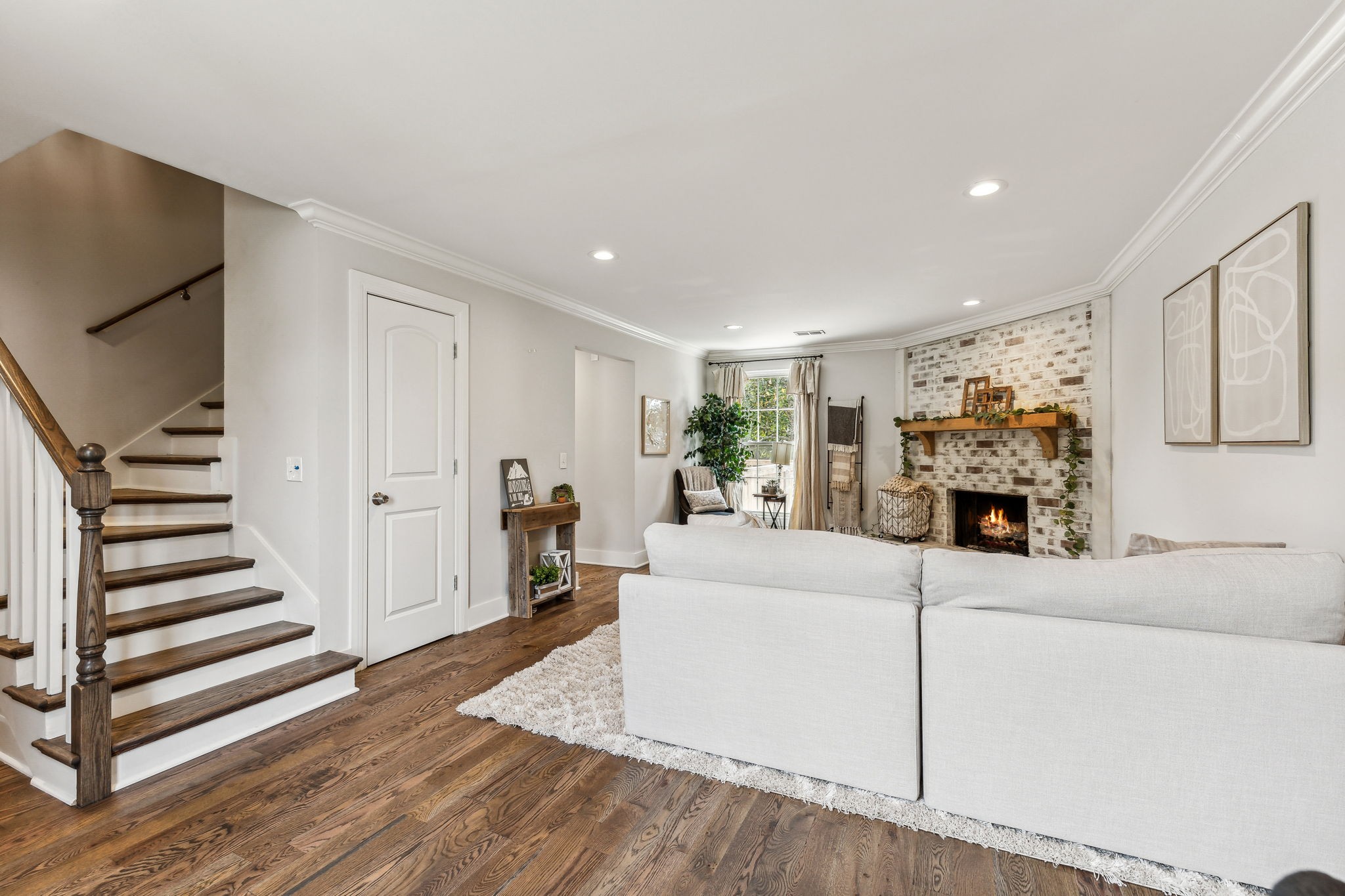 5109 Roxborough Dr