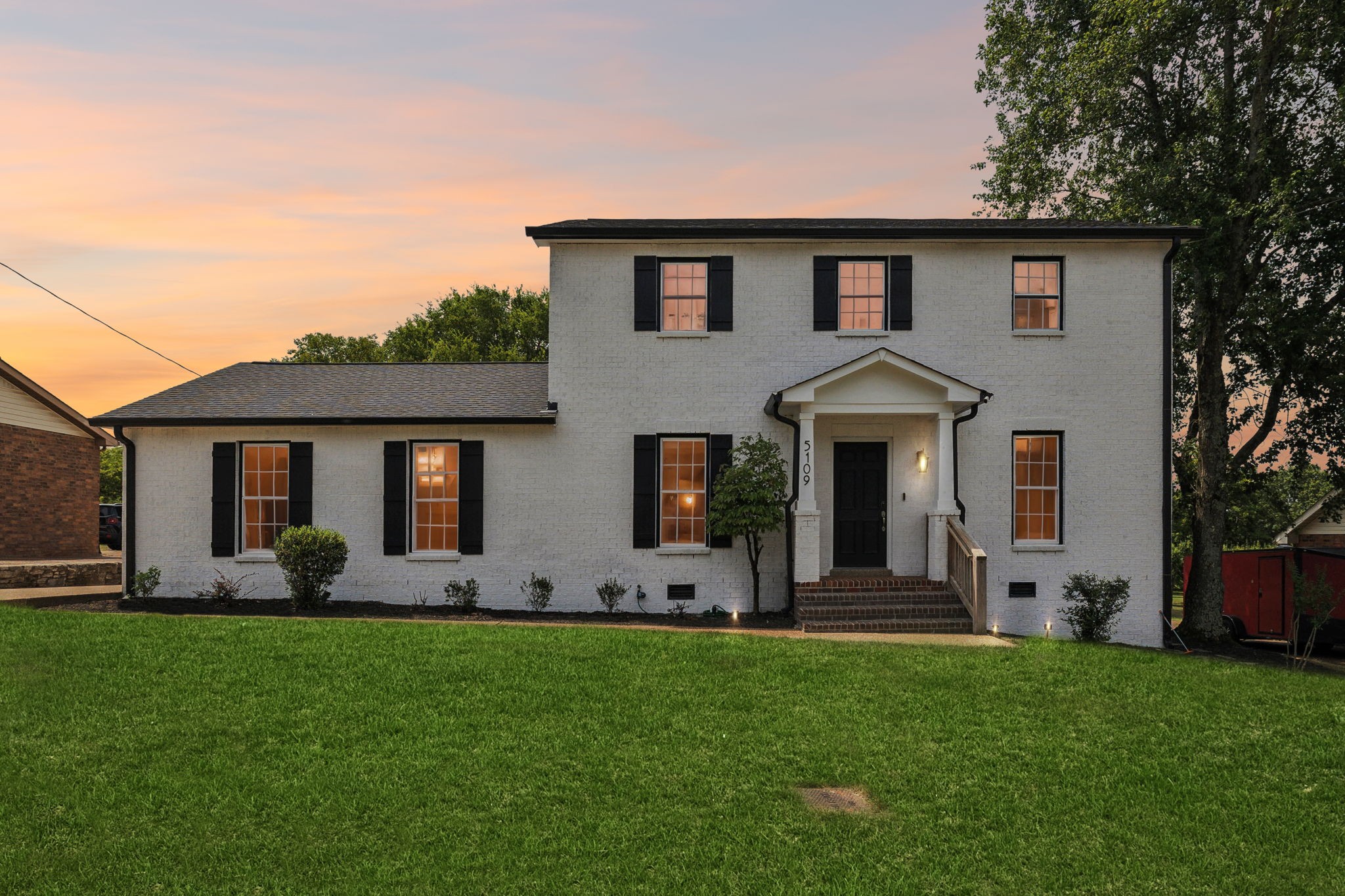 5109 Roxborough Dr