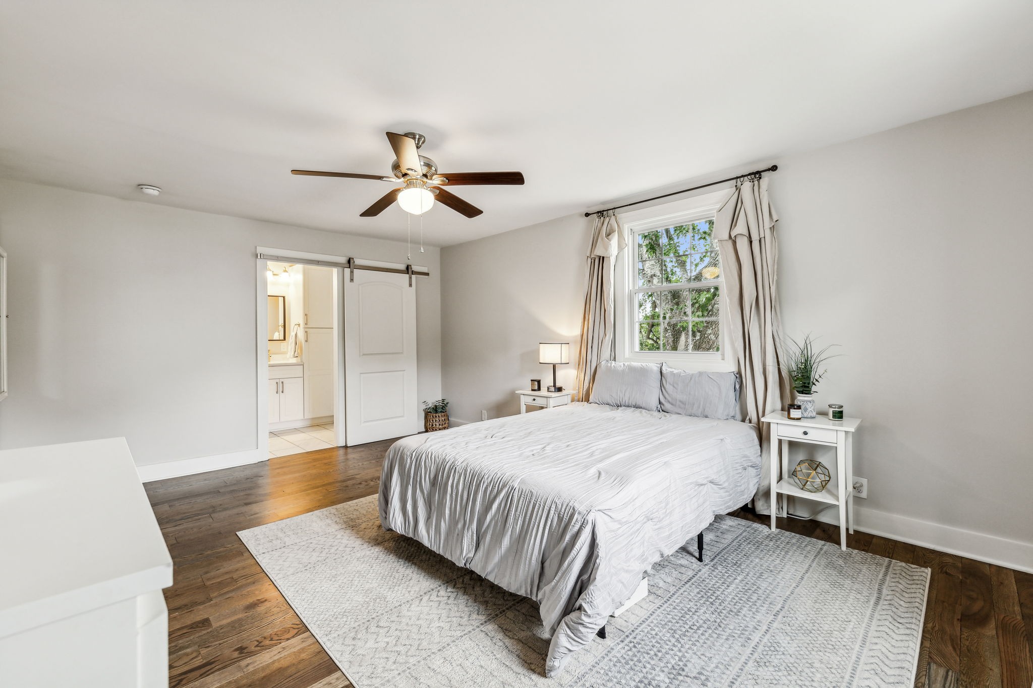 5109 Roxborough Dr
