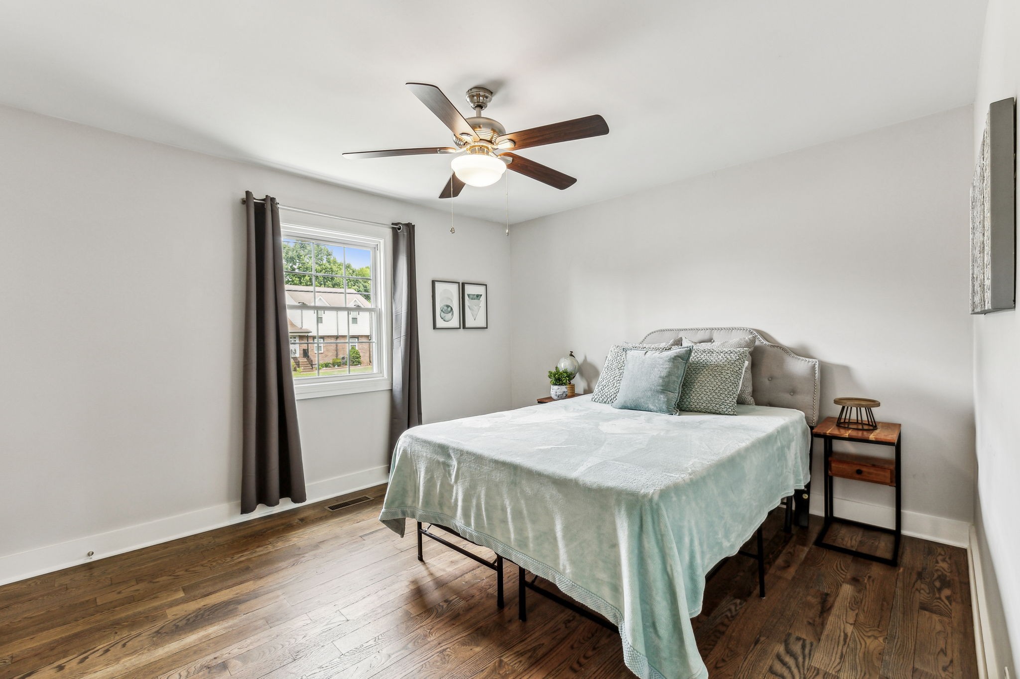 5109 Roxborough Dr