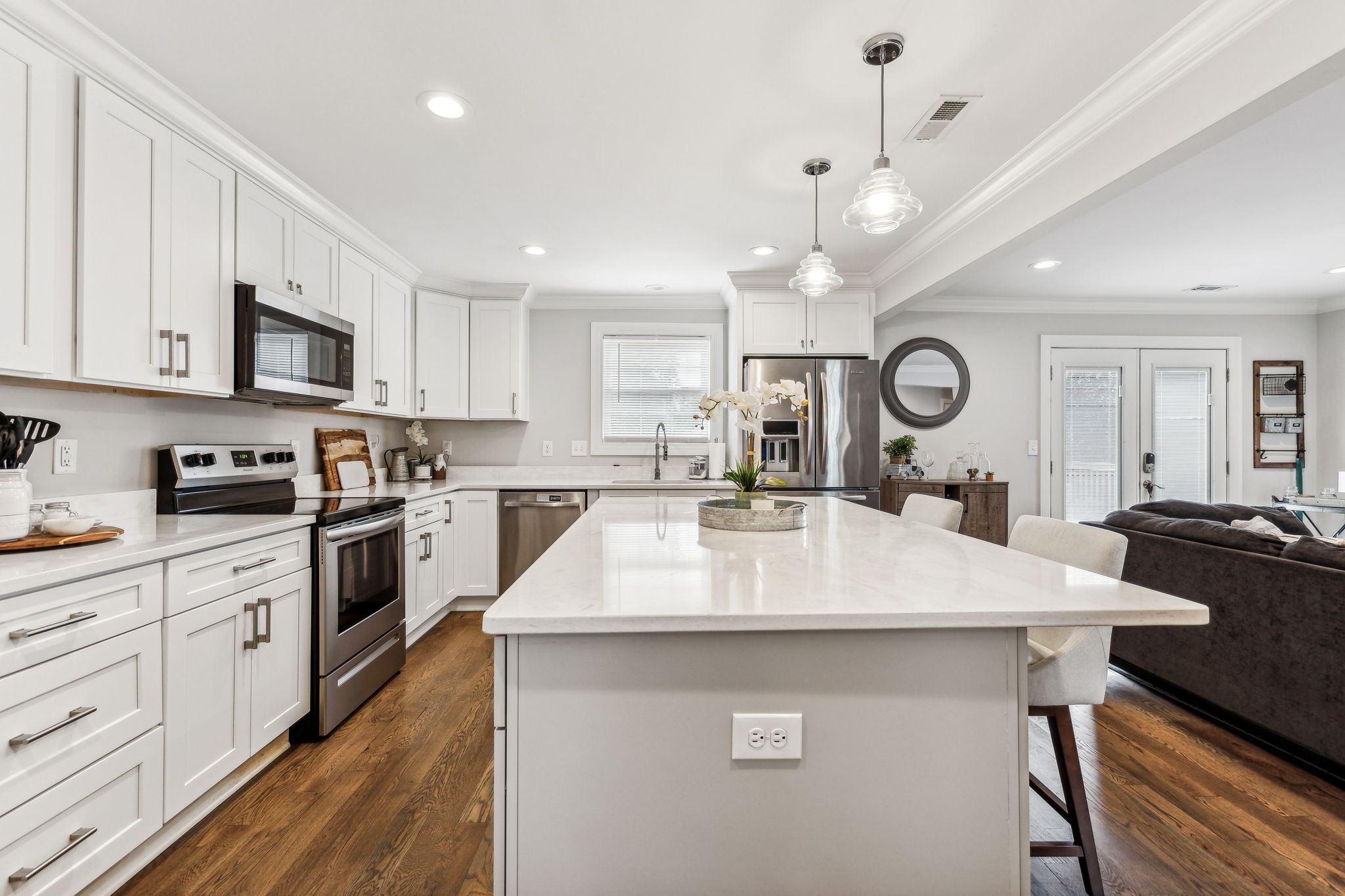 5109 Roxborough Dr
