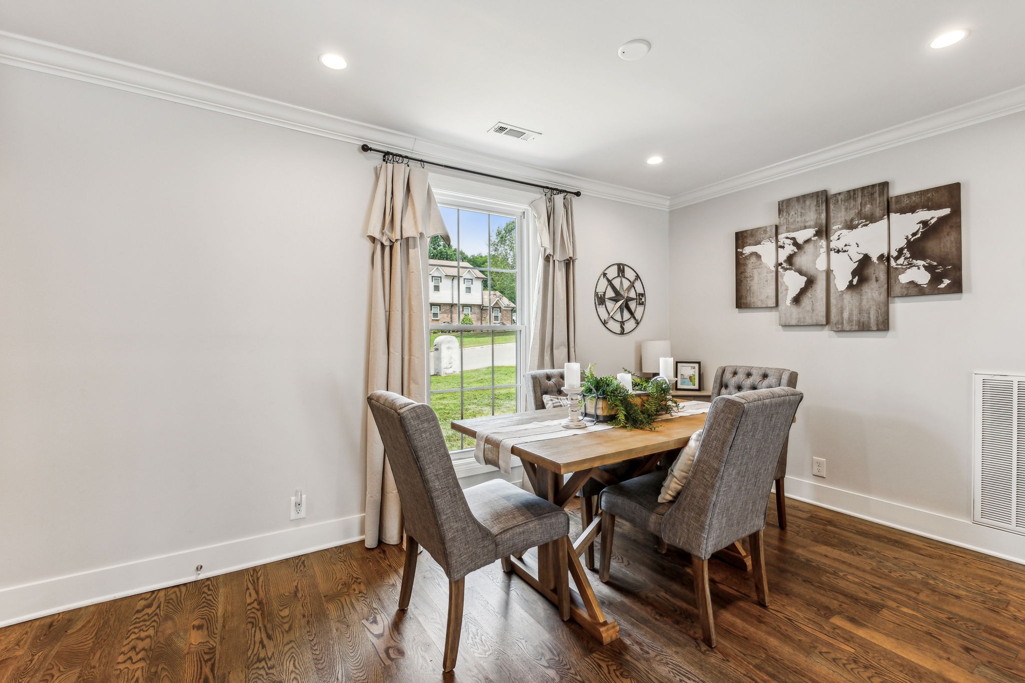 5109 Roxborough Dr