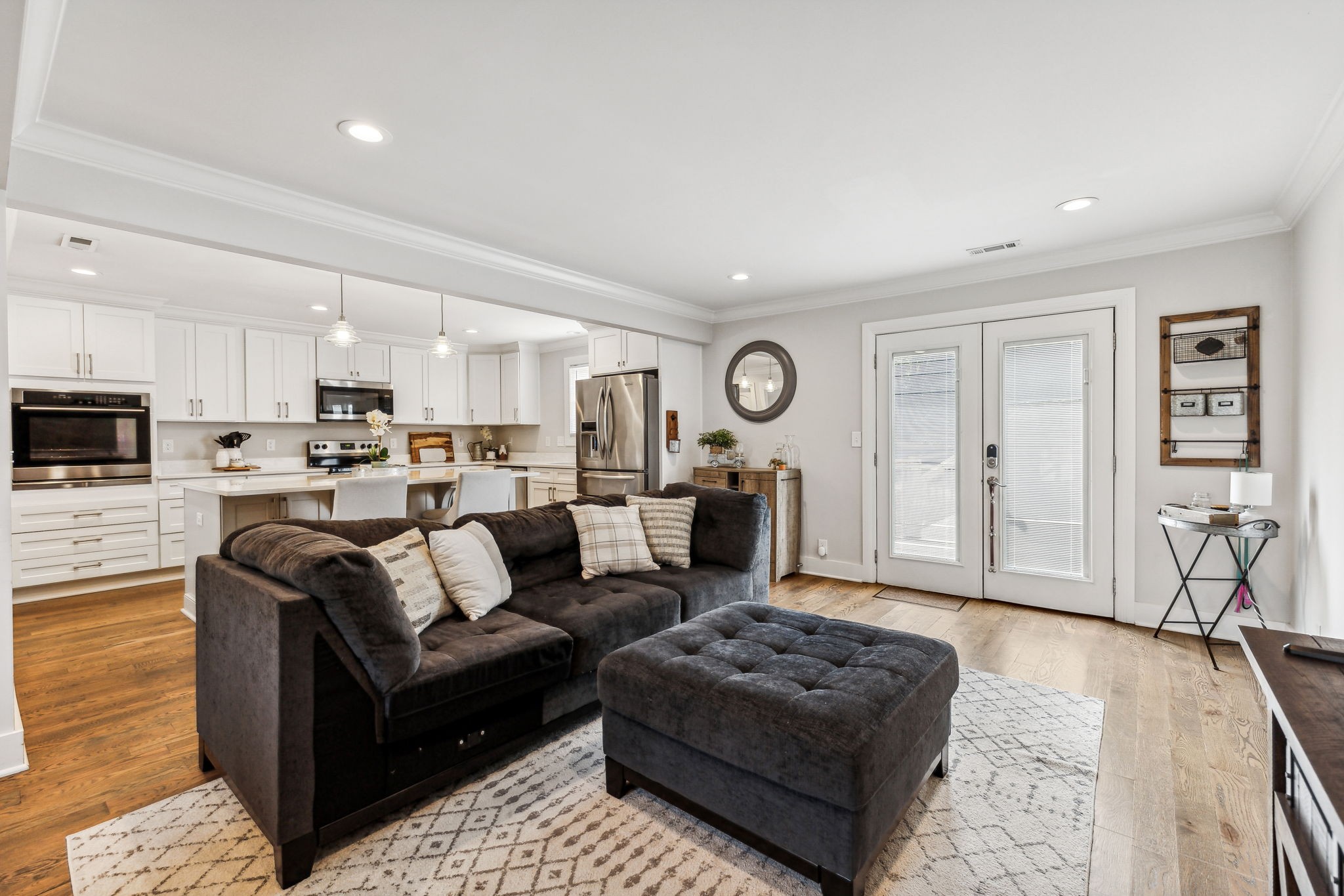 5109 Roxborough Dr