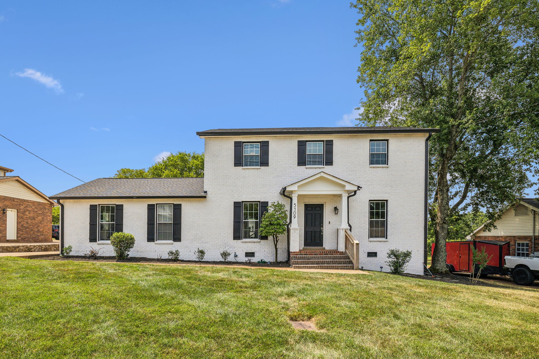 5109 Roxborough Dr