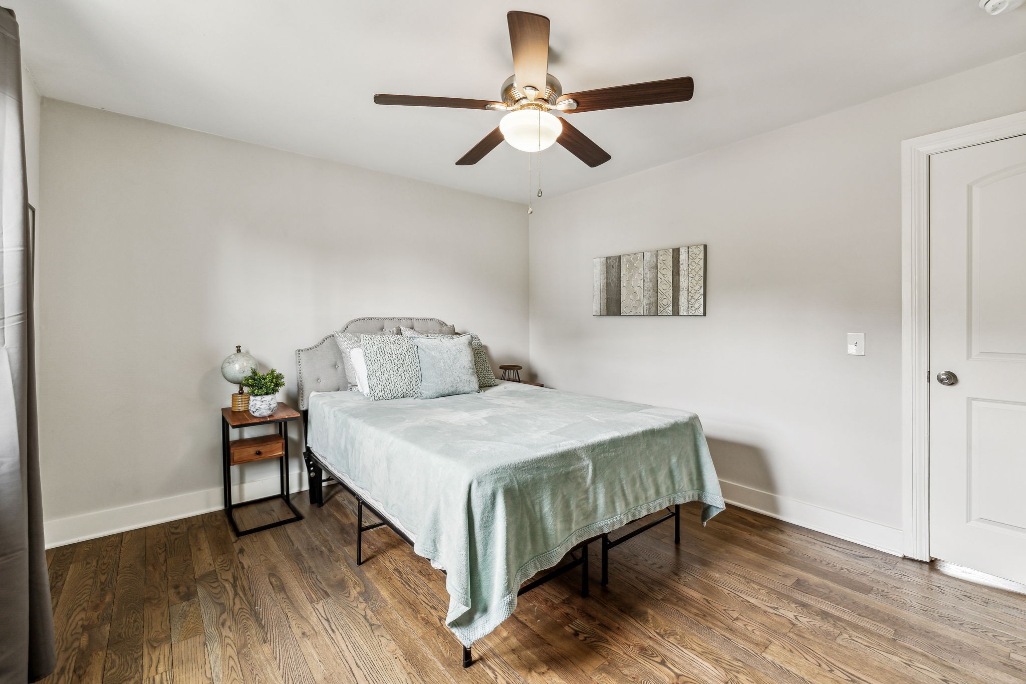 5109 Roxborough Dr