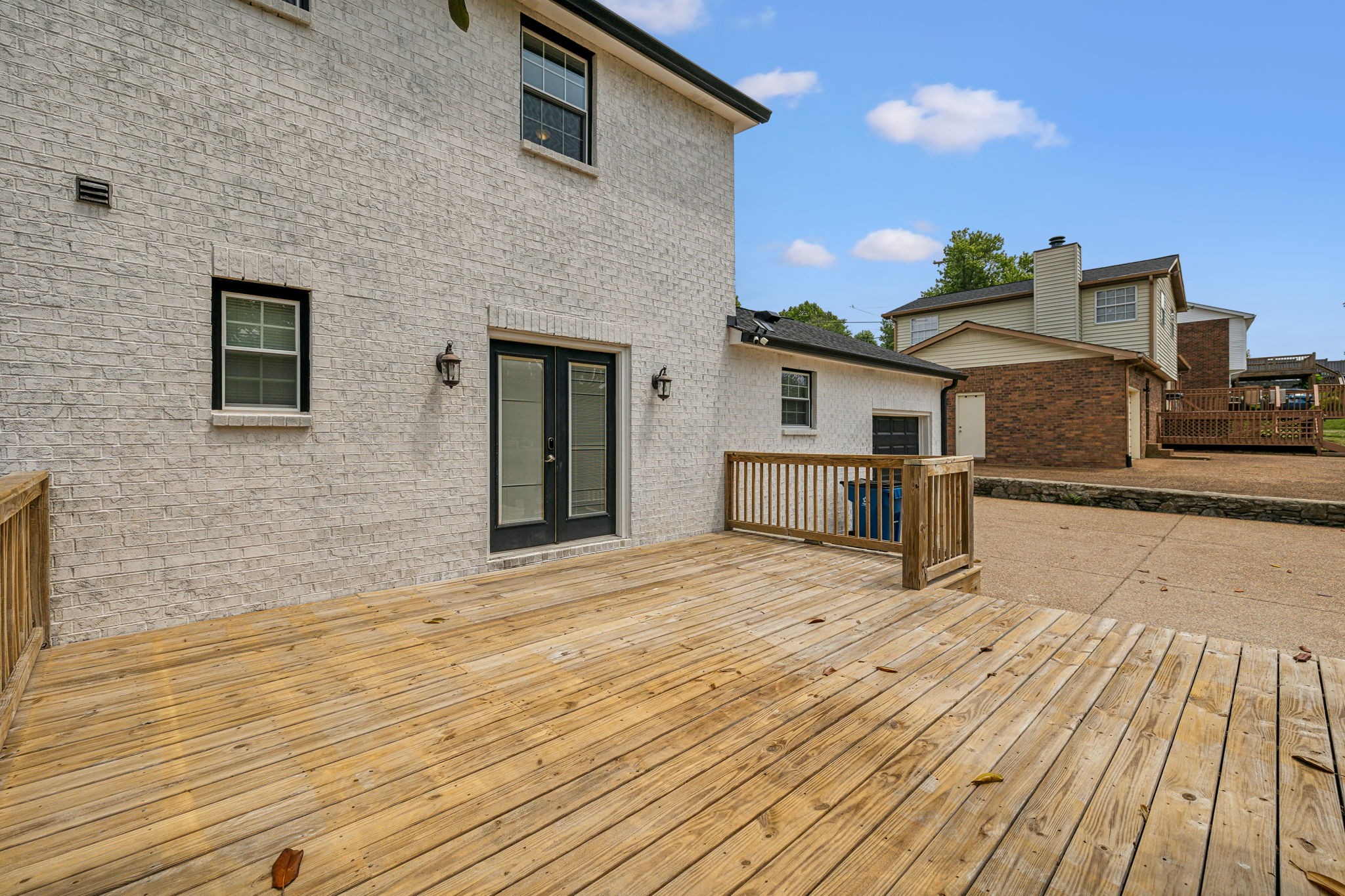 5109 Roxborough Dr