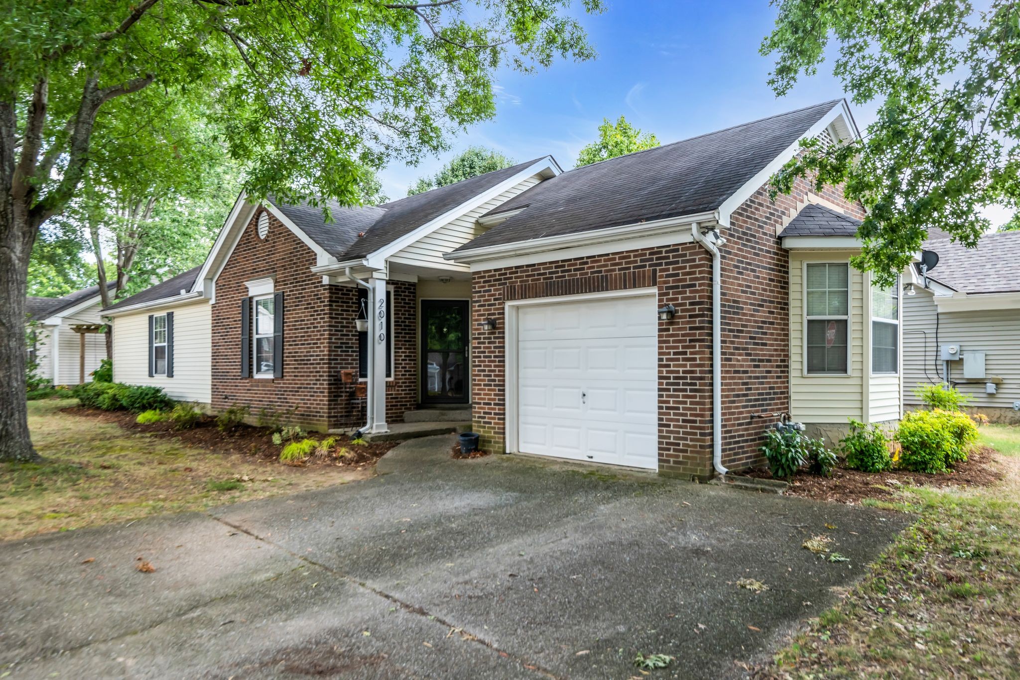 2010 Trent Park Place