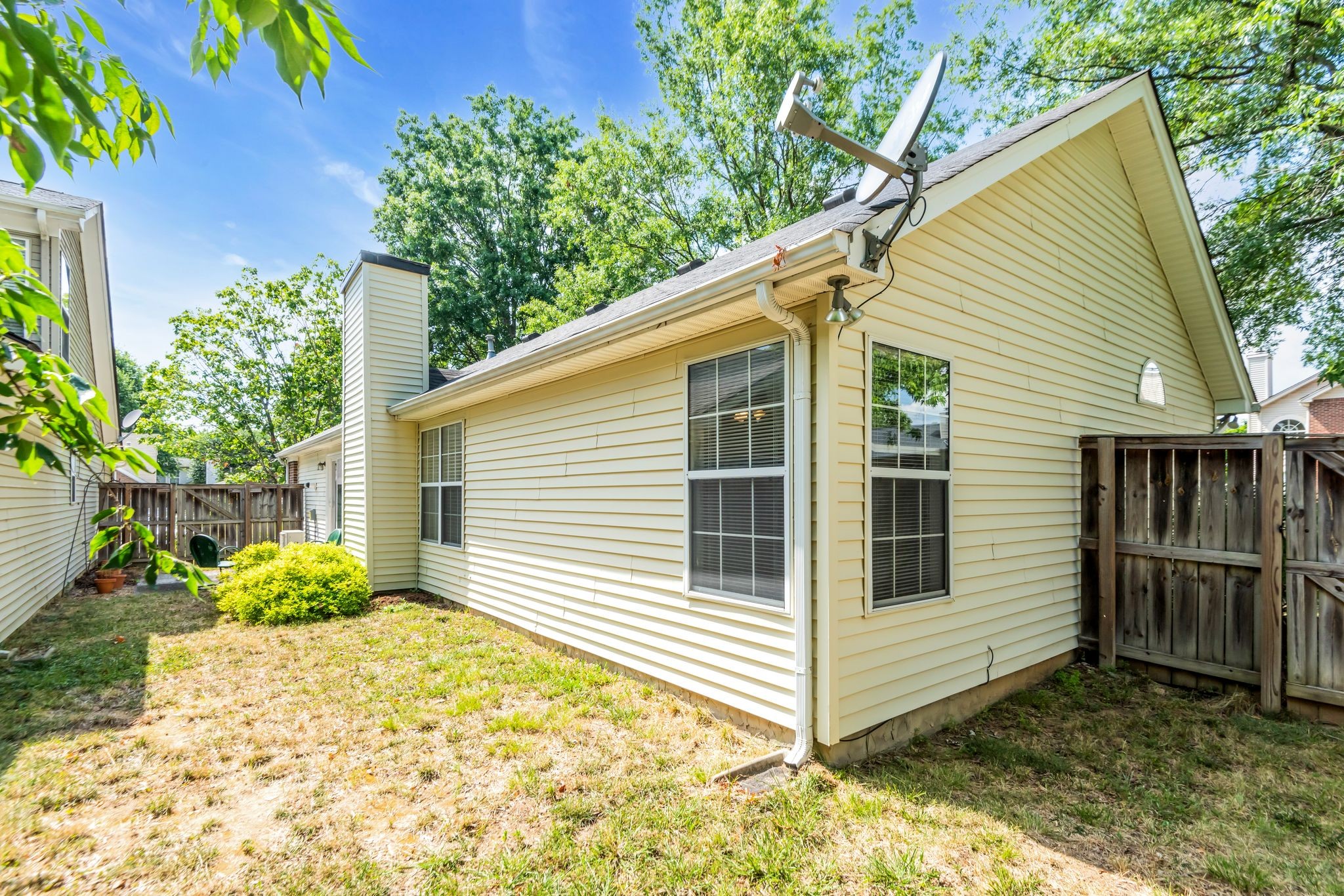 2010 Trent Park Place