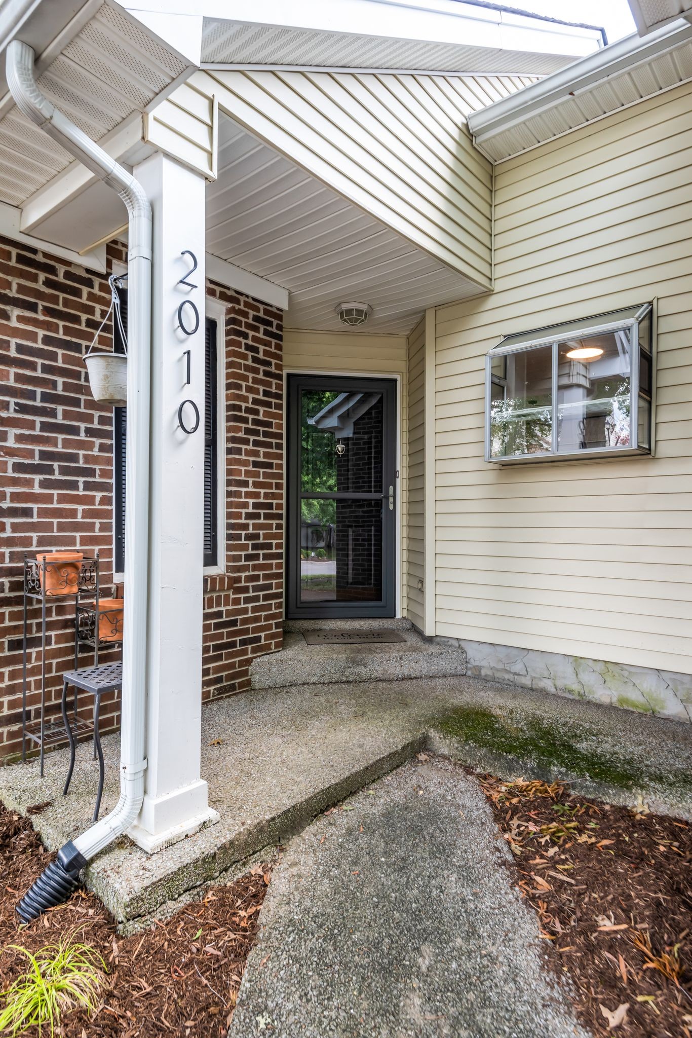 2010 Trent Park Place