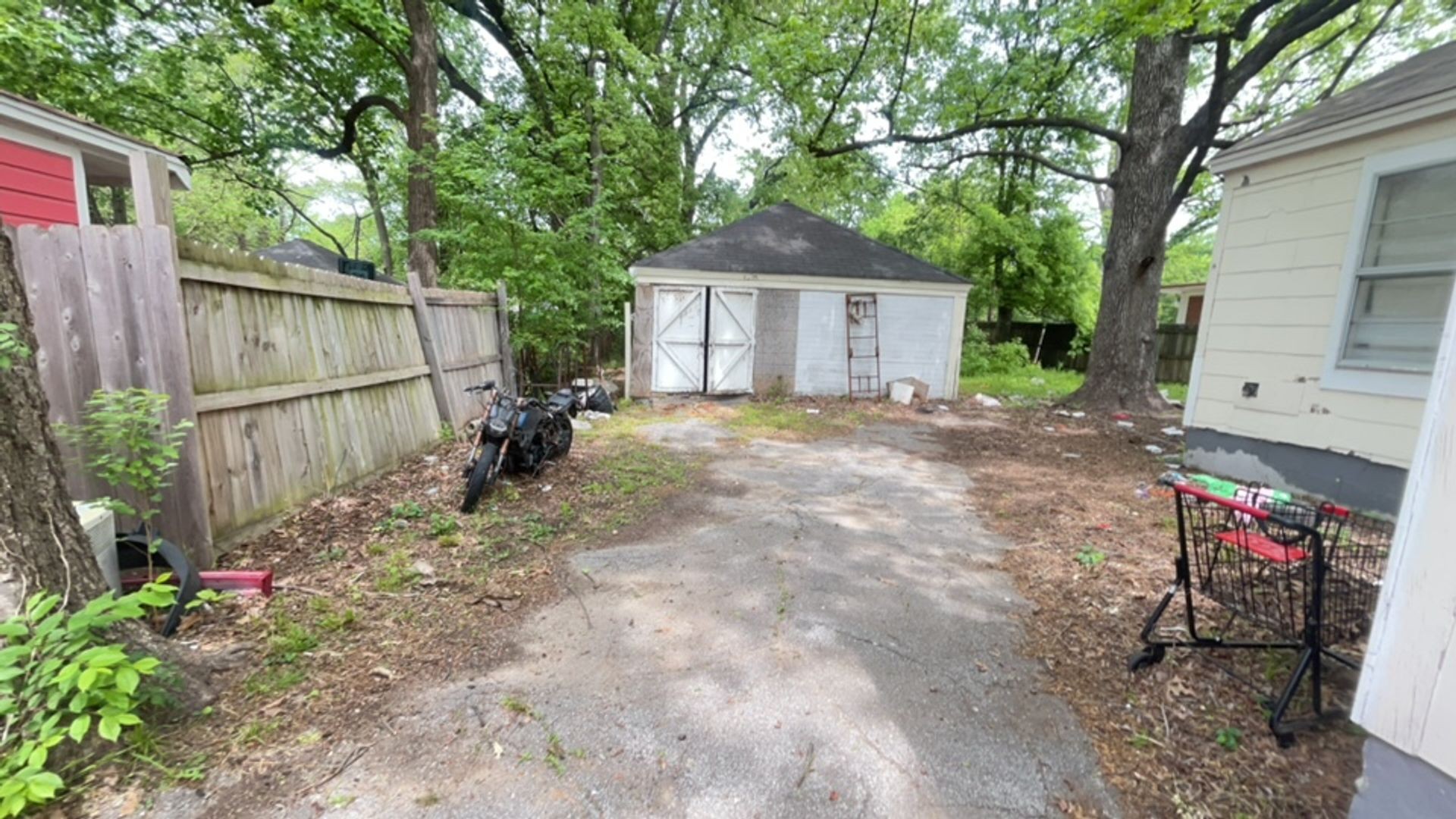 3422 Tutwiler Ave