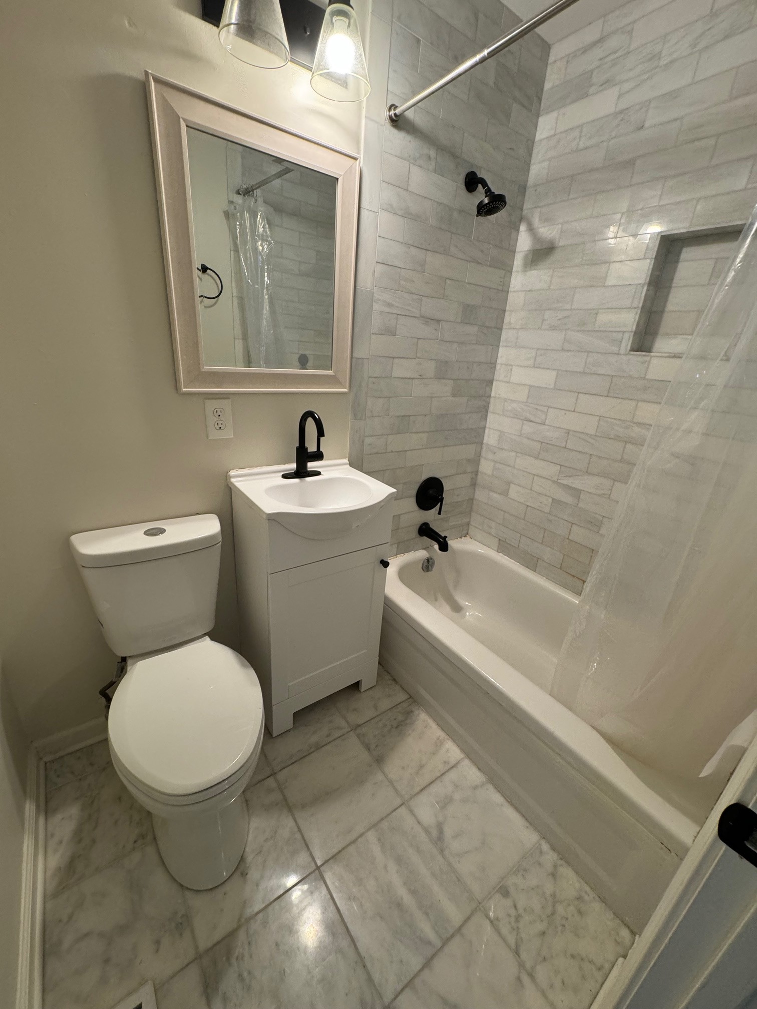 1011 Murfreesboro Rd Unit: A4