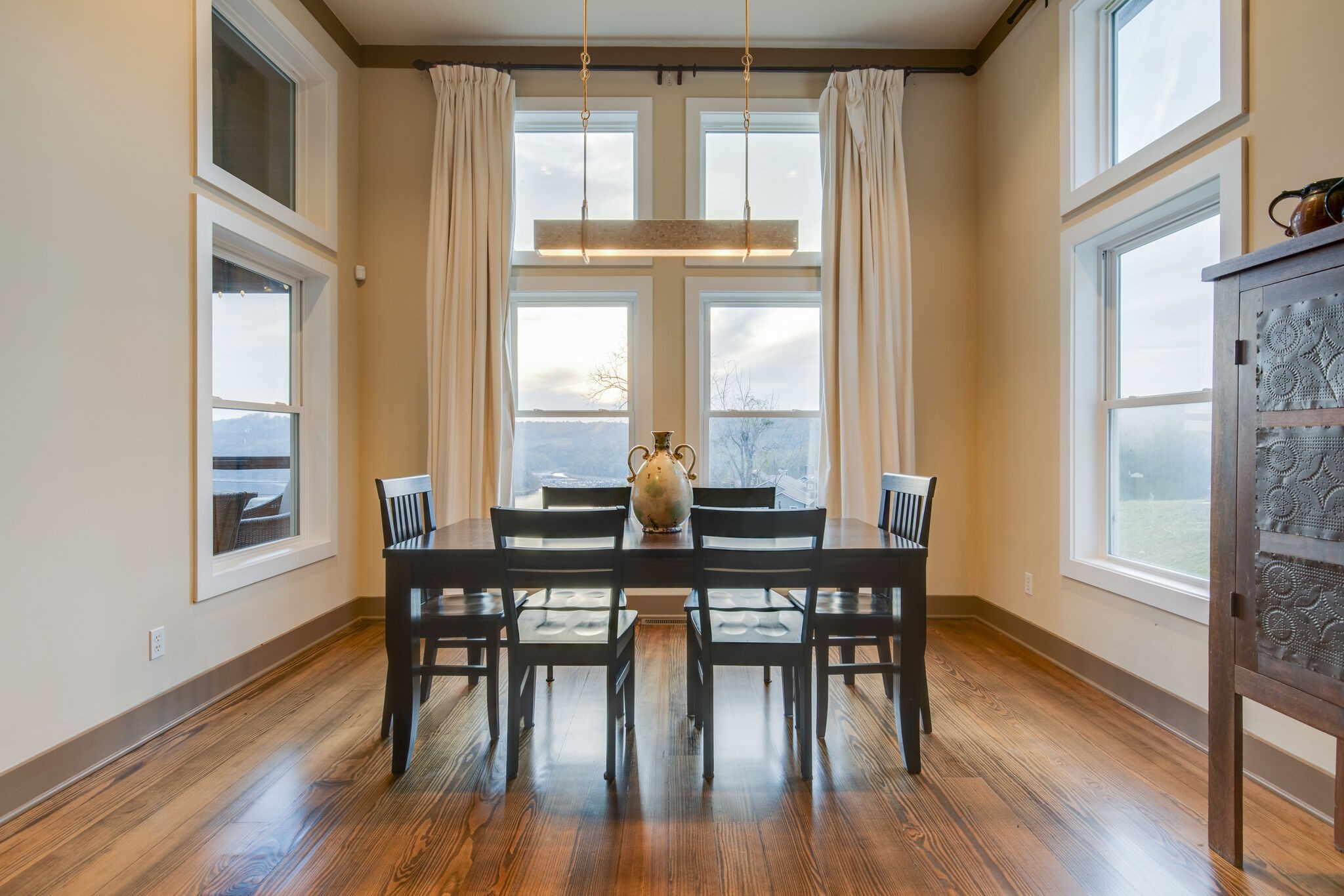 235 Hope Cv
