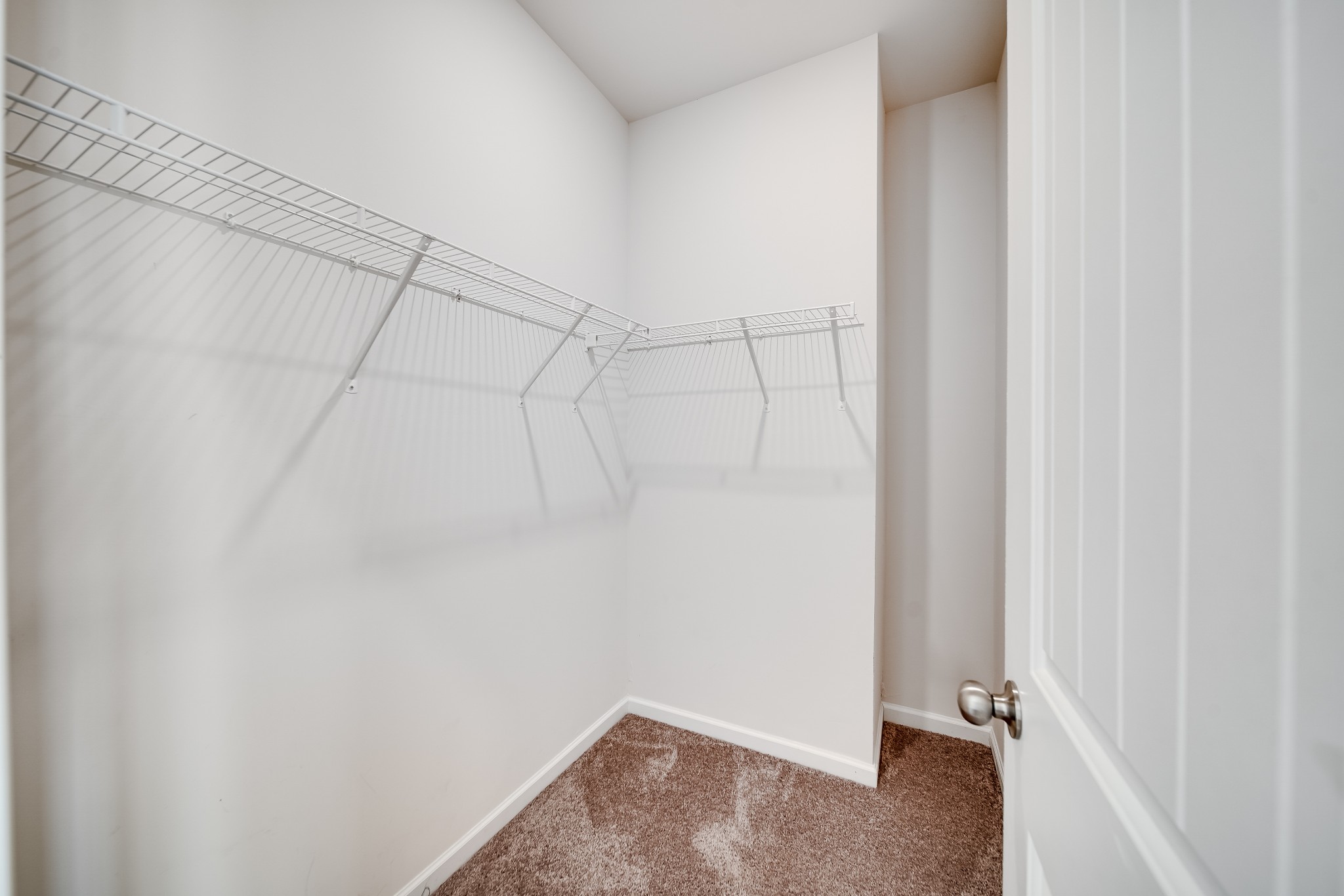 343 Geneva Ln