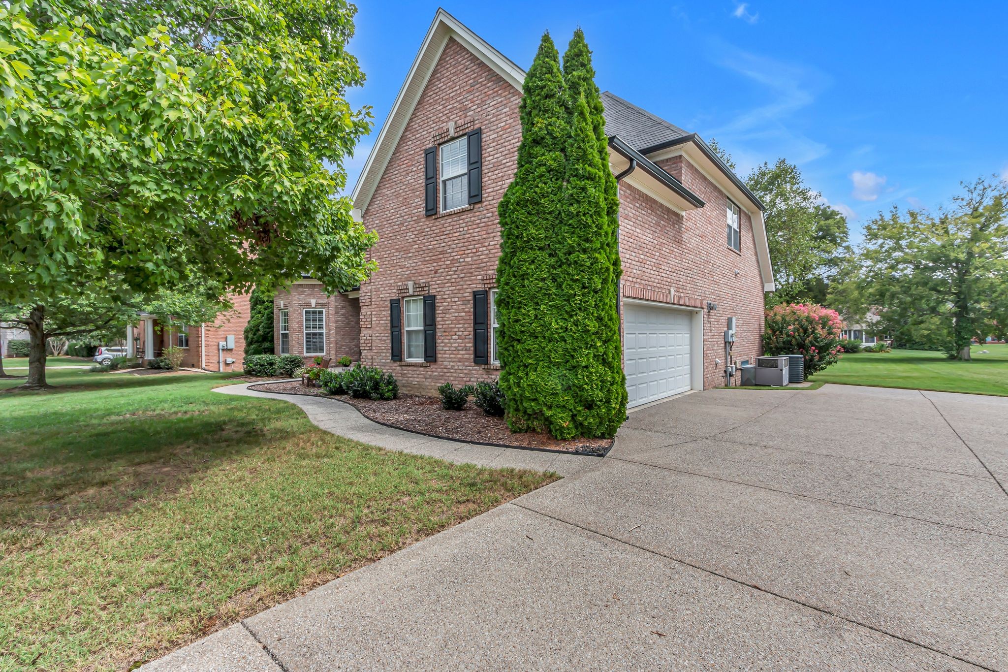 1186 McCoury Ln