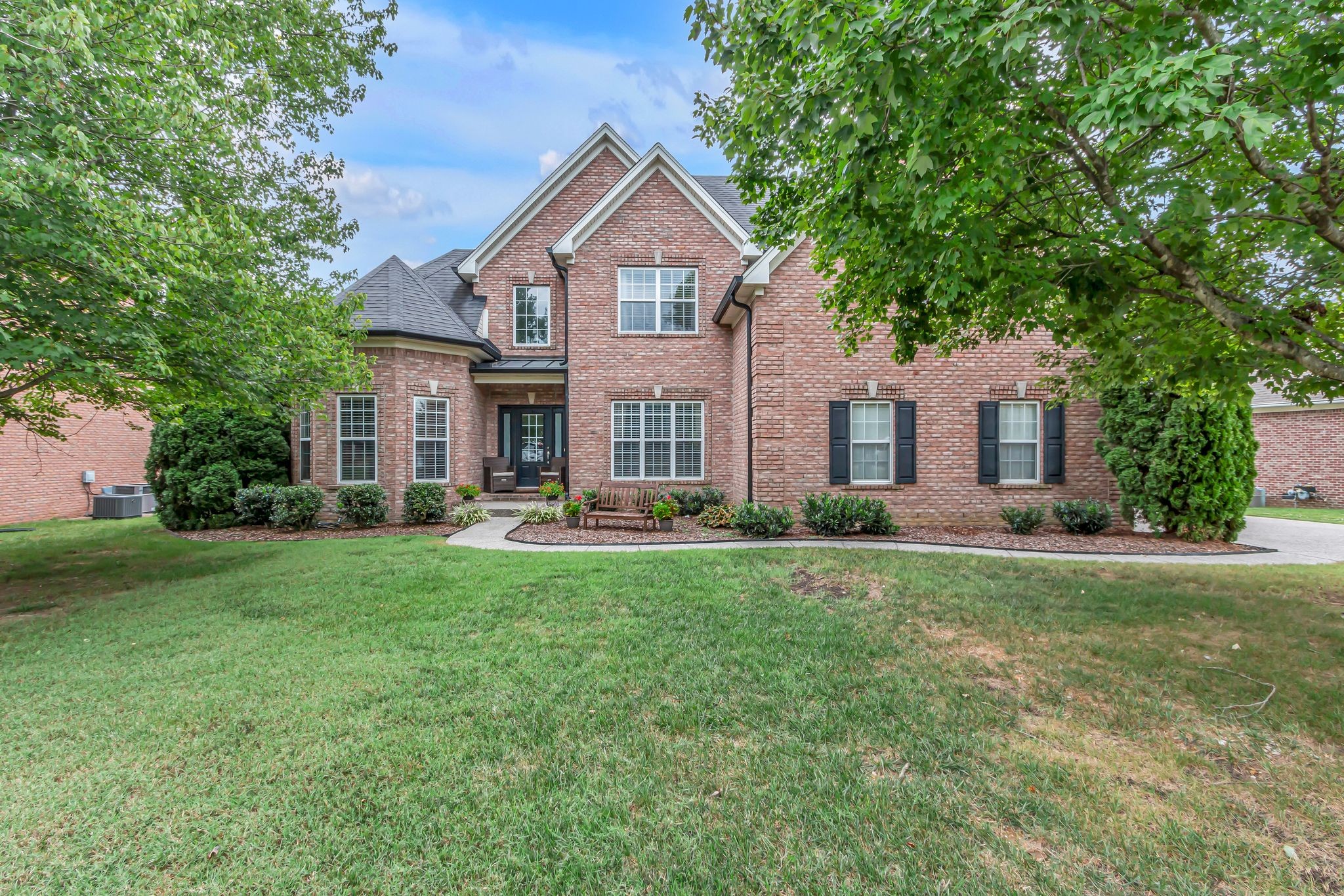 1186 McCoury Ln