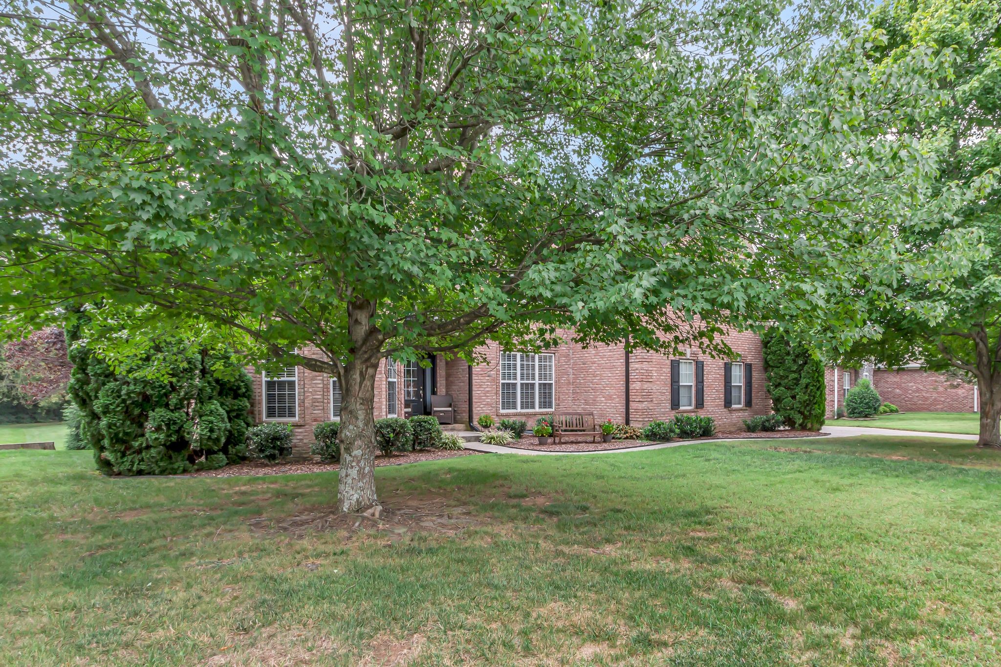 1186 McCoury Ln