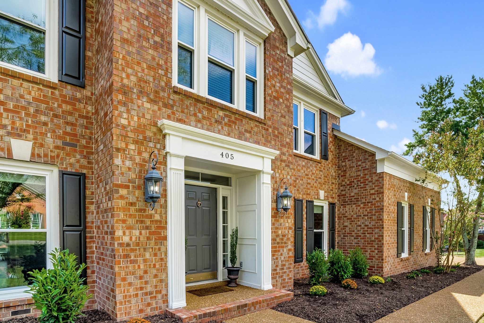 405 Springhouse Ct