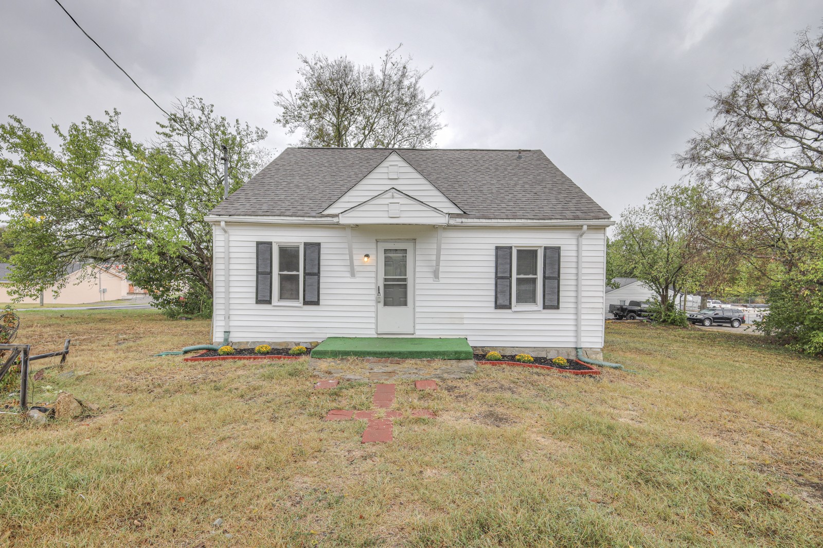 1012 Silver Creek Rd