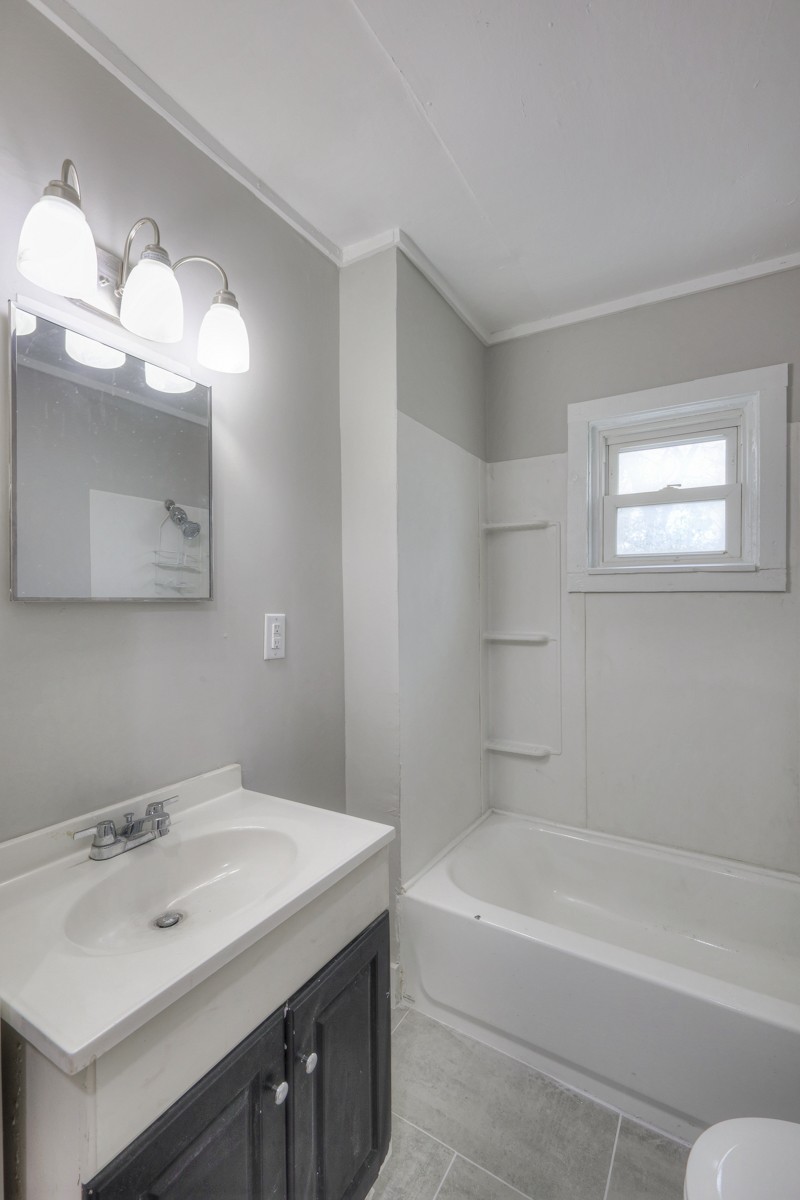 1012 Silver Creek Rd