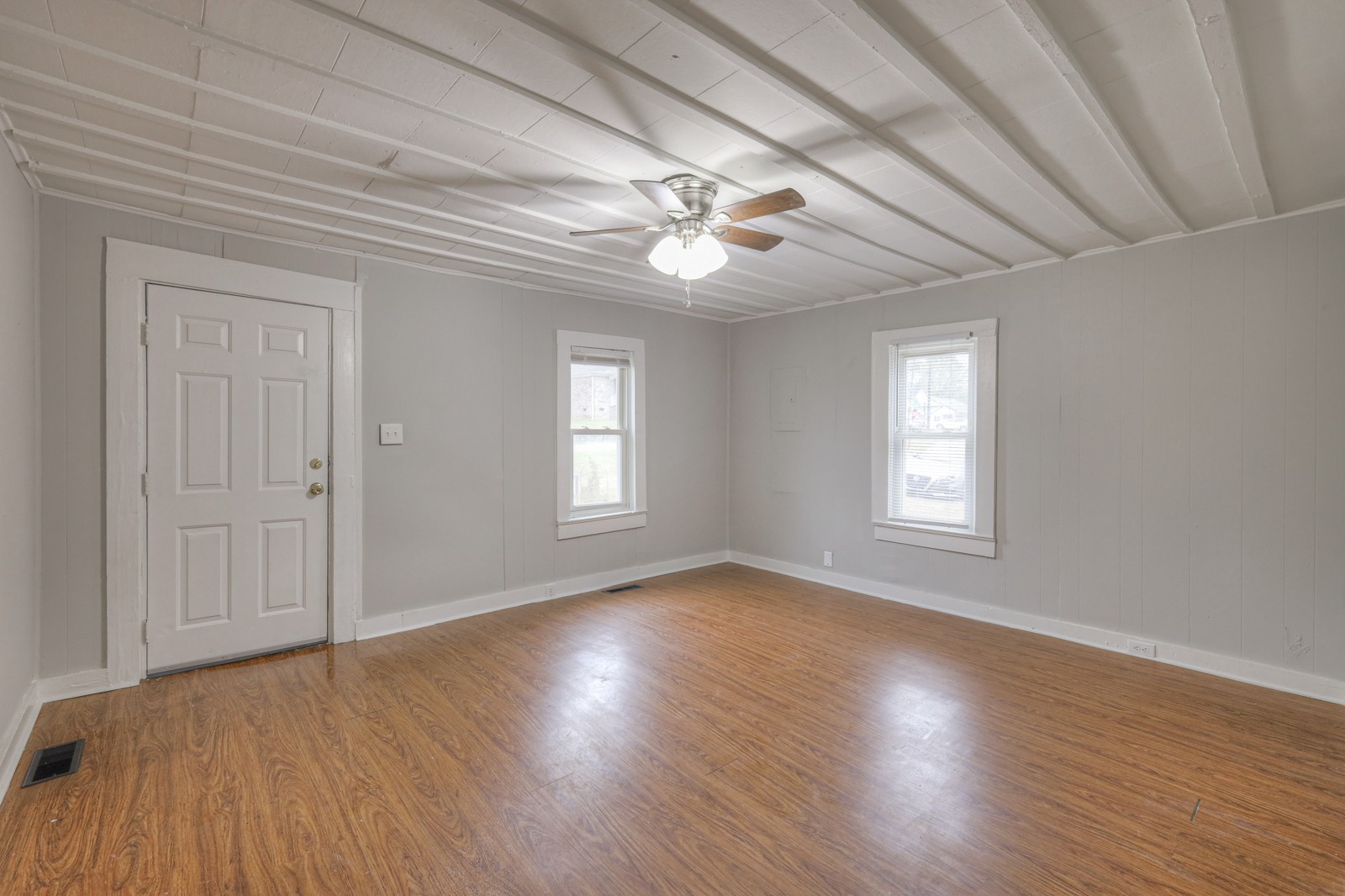 1012 Silver Creek Rd