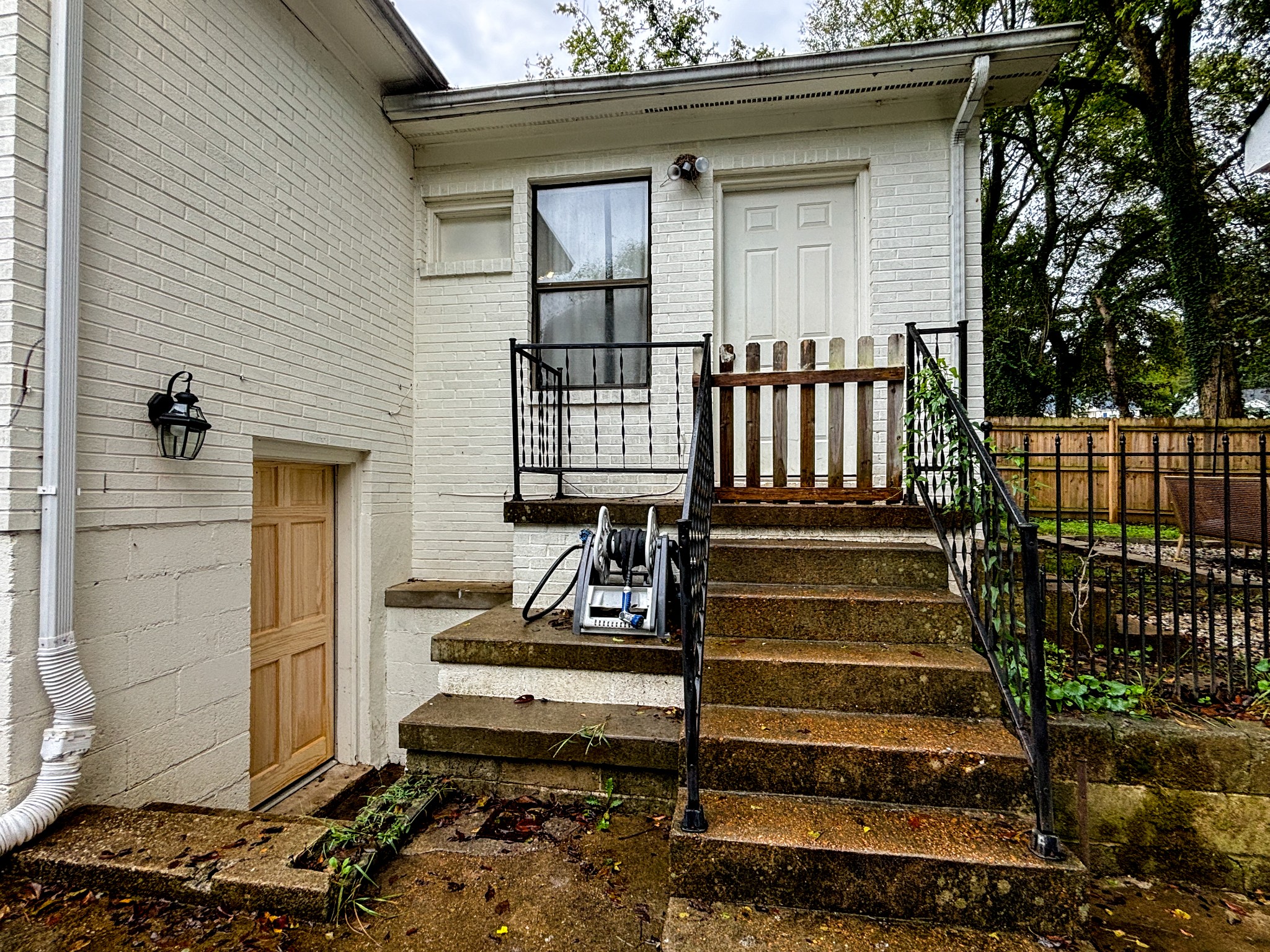 904 Goodview Dr