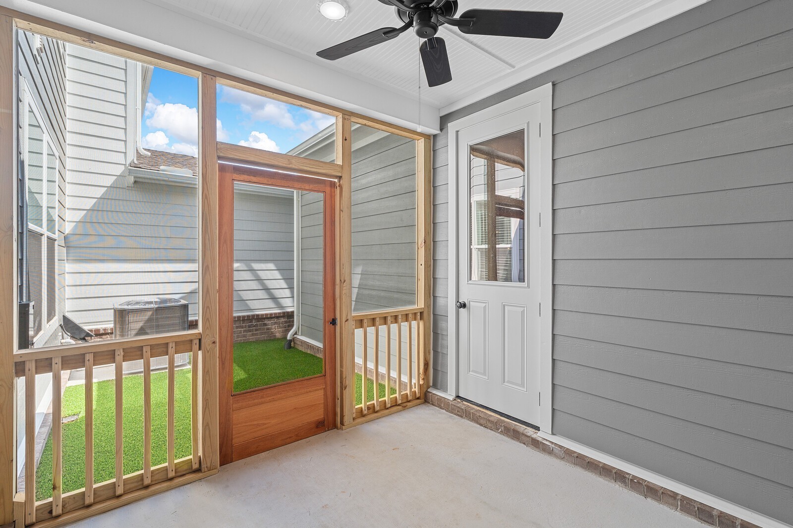 2001 Braidwood Lane, N