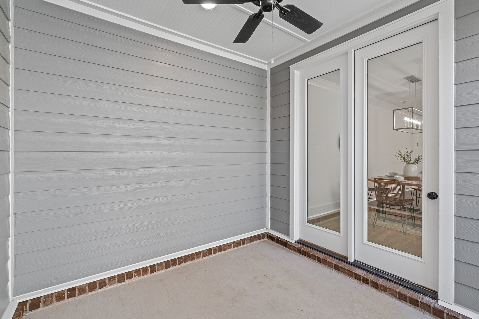 2001 Braidwood Lane, N