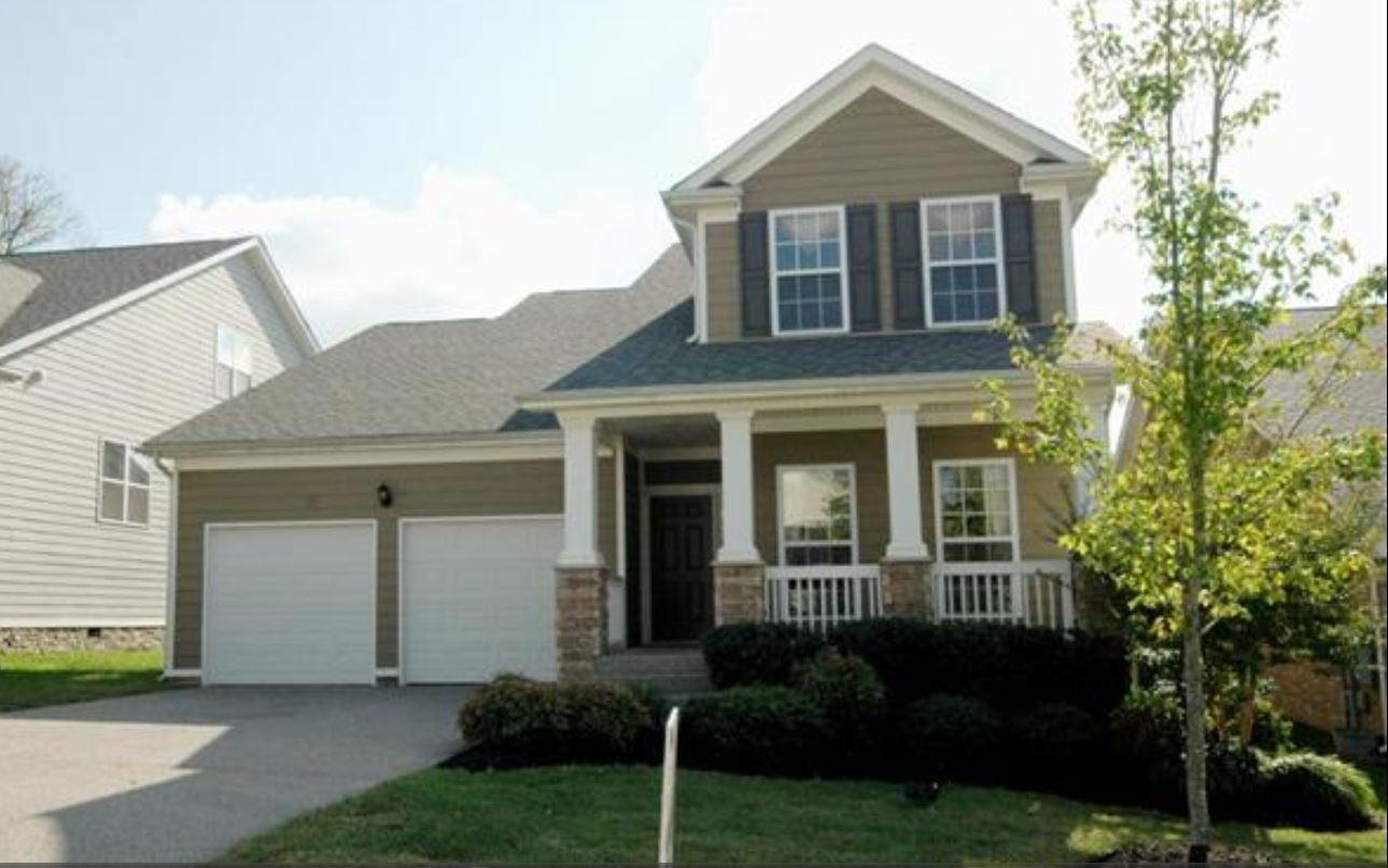 1303 Pemberton Heights Dr