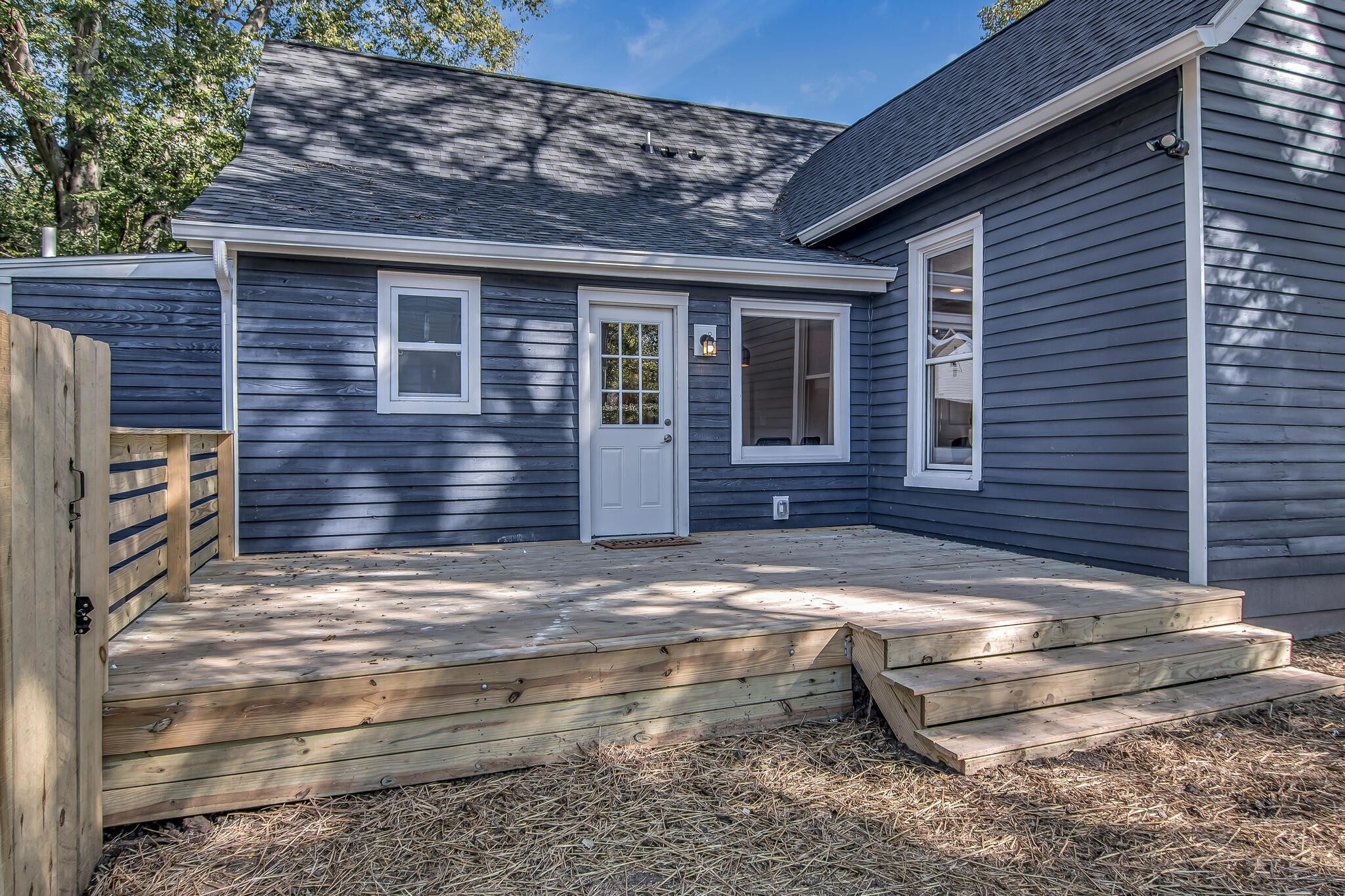 329B Gatewood Ave