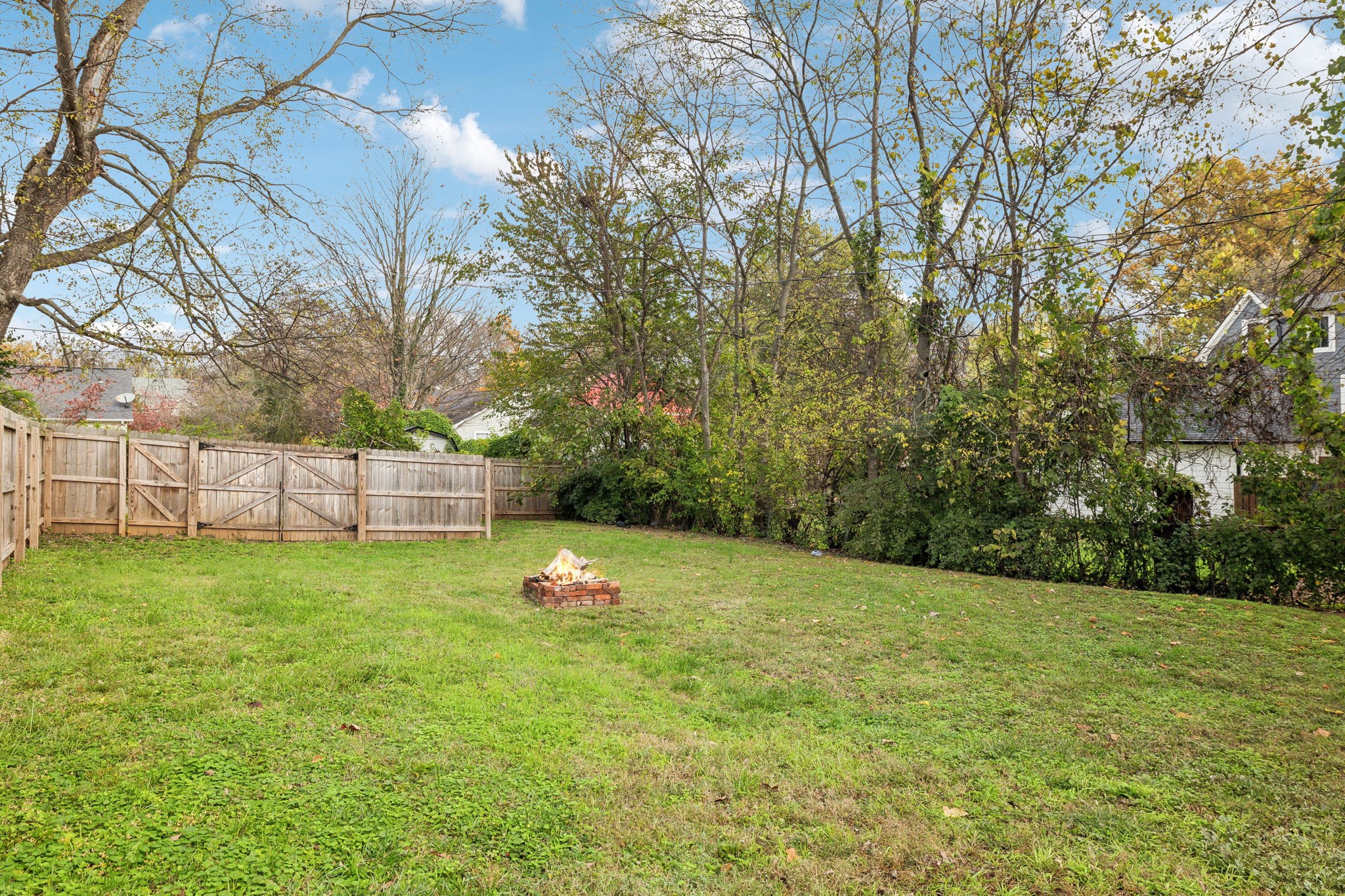 329B Gatewood Ave