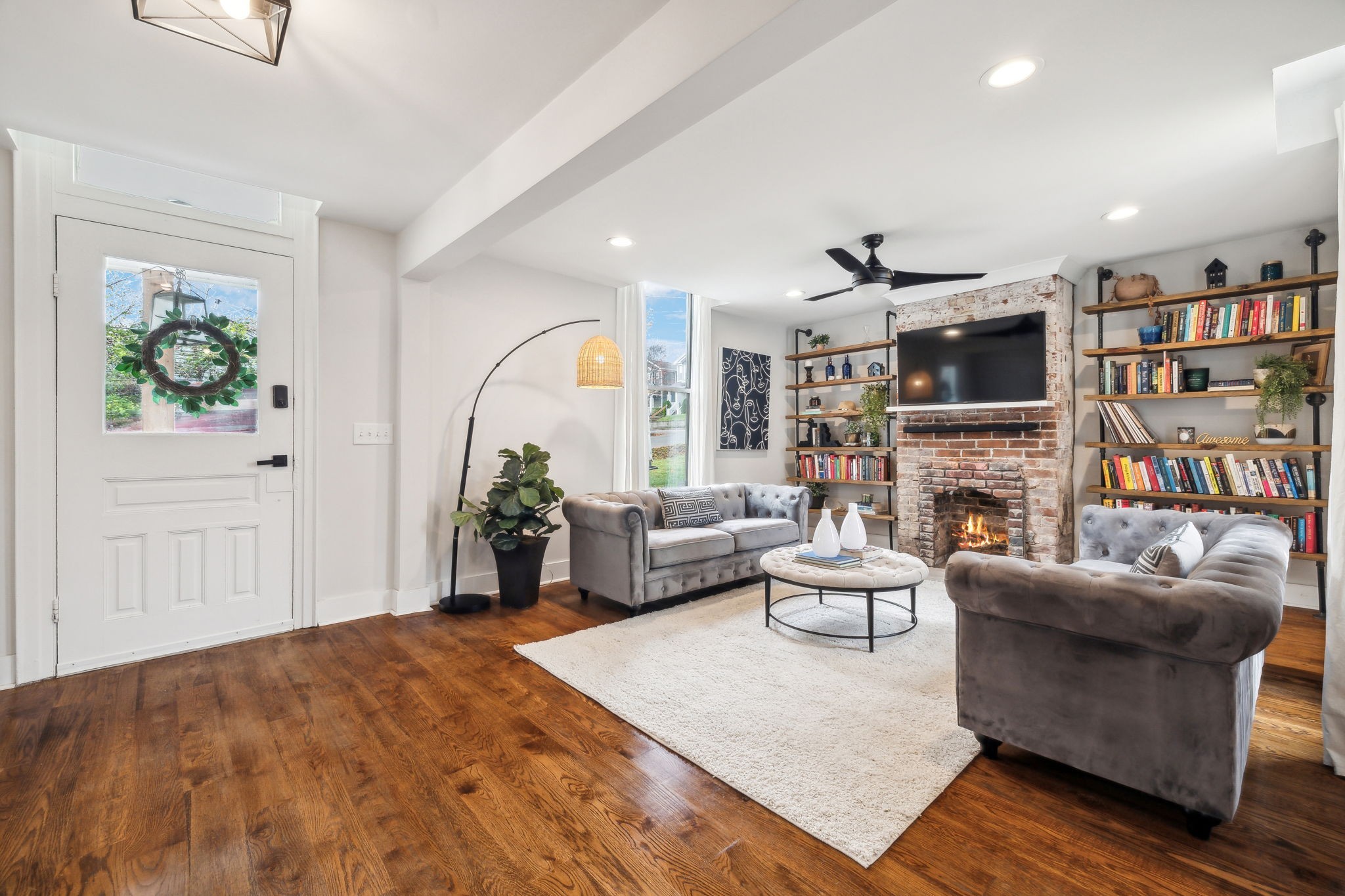 329B Gatewood Ave