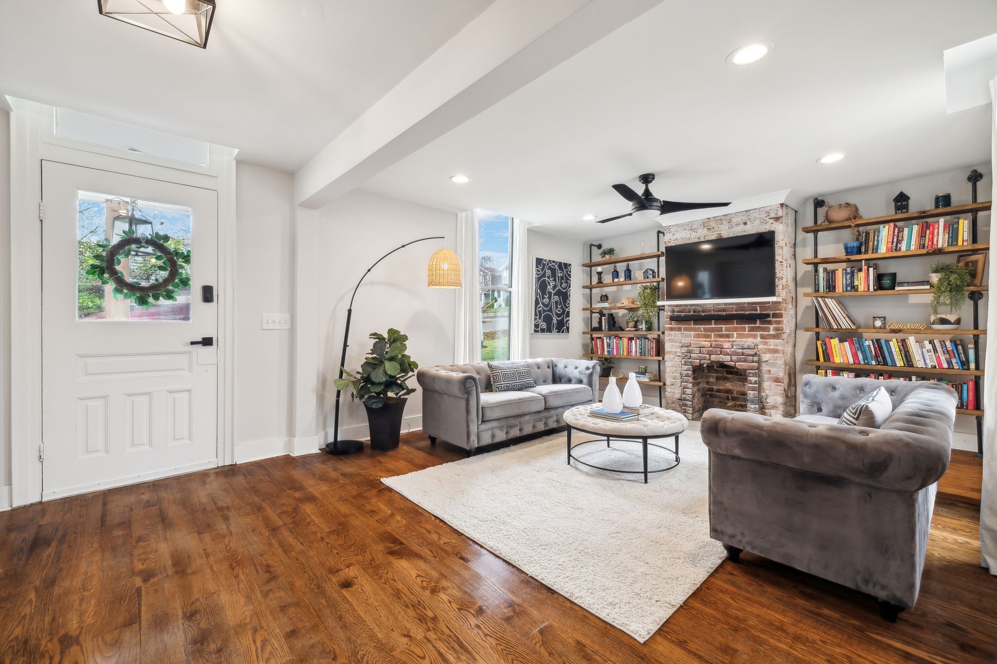 329B Gatewood Ave