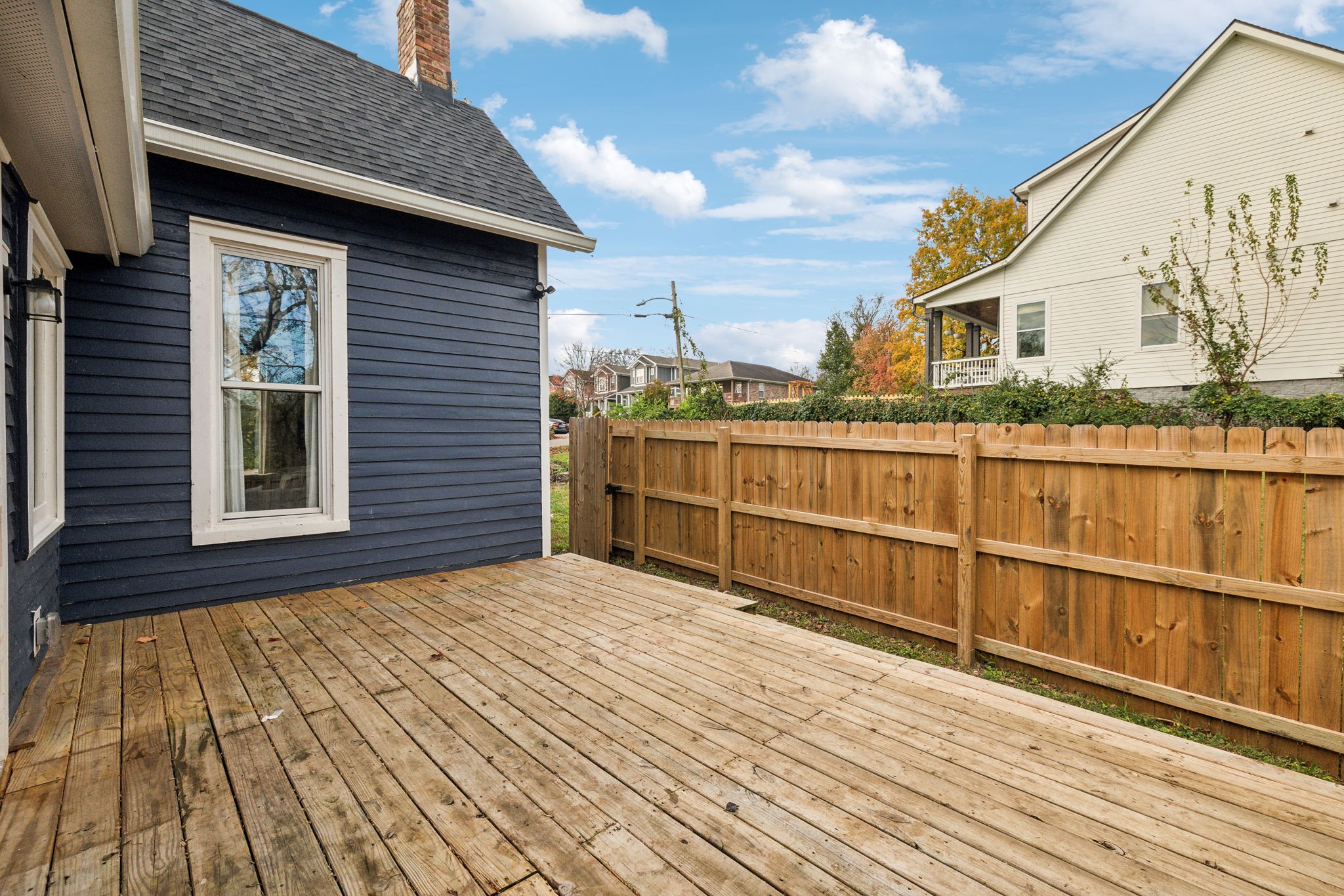 329B Gatewood Ave