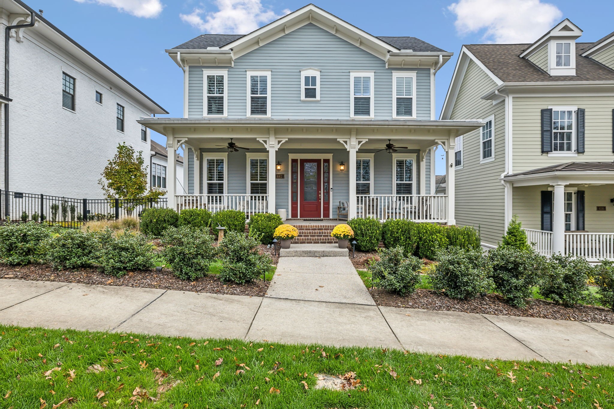 642 Lockwood Ln