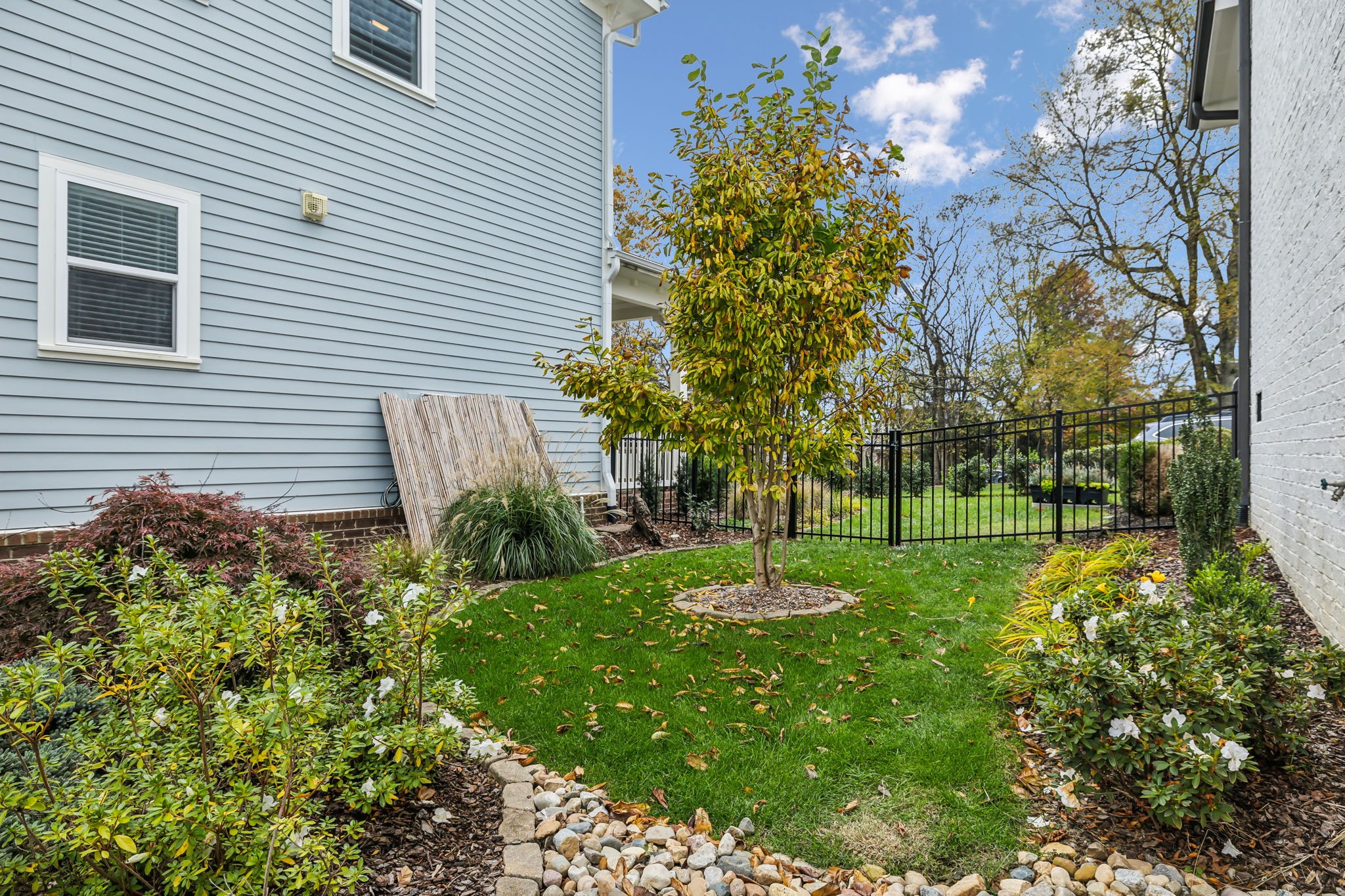 642 Lockwood Ln