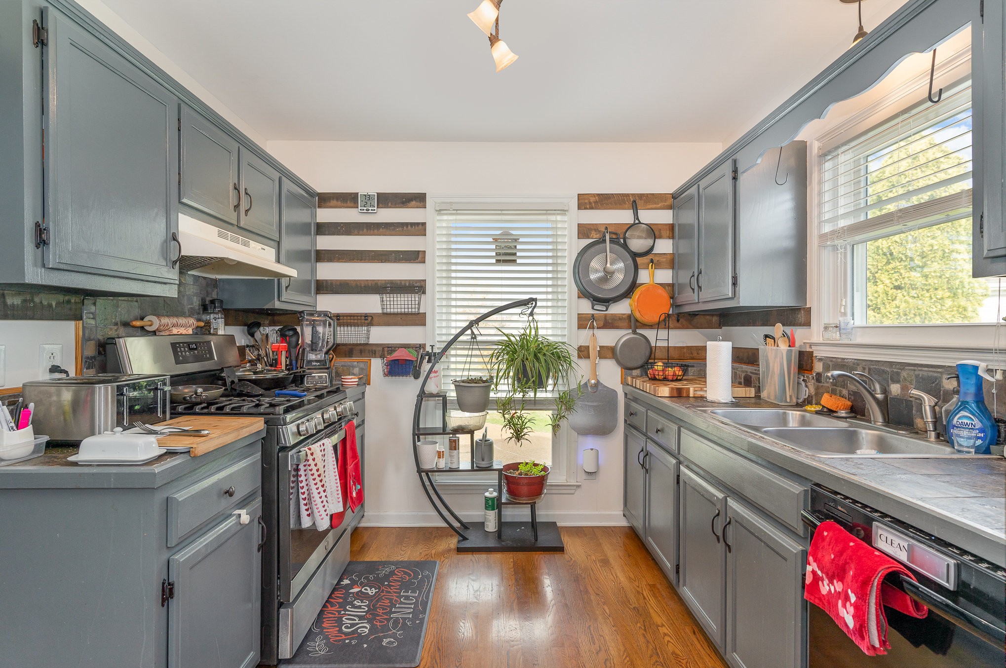 2847 Jessie Ct