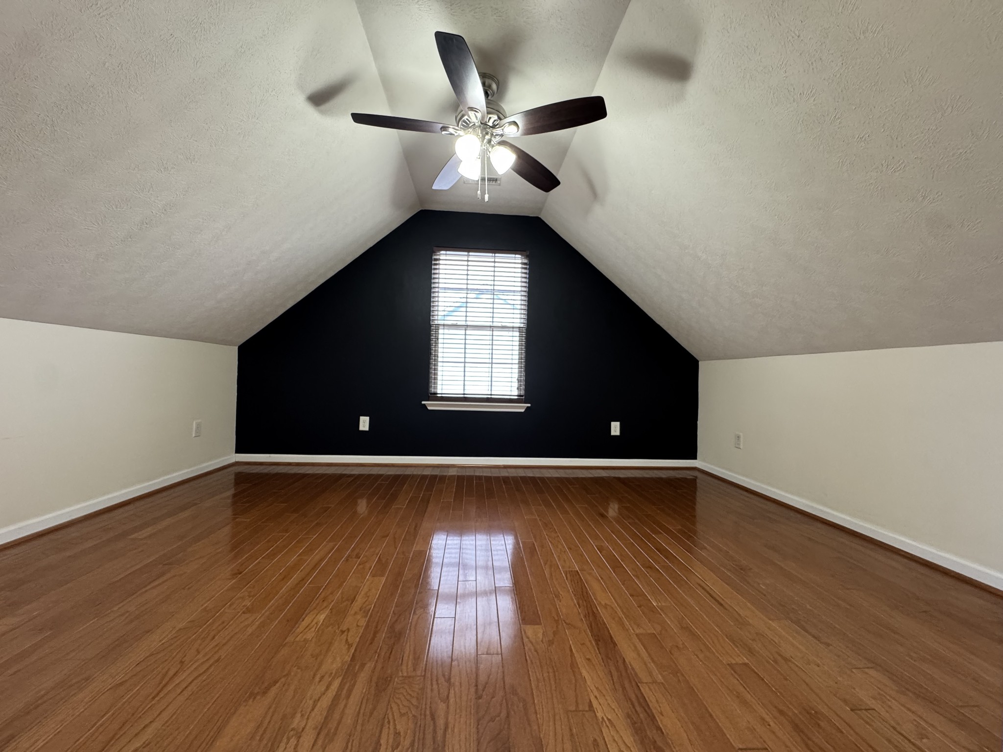 131 Sara Cir