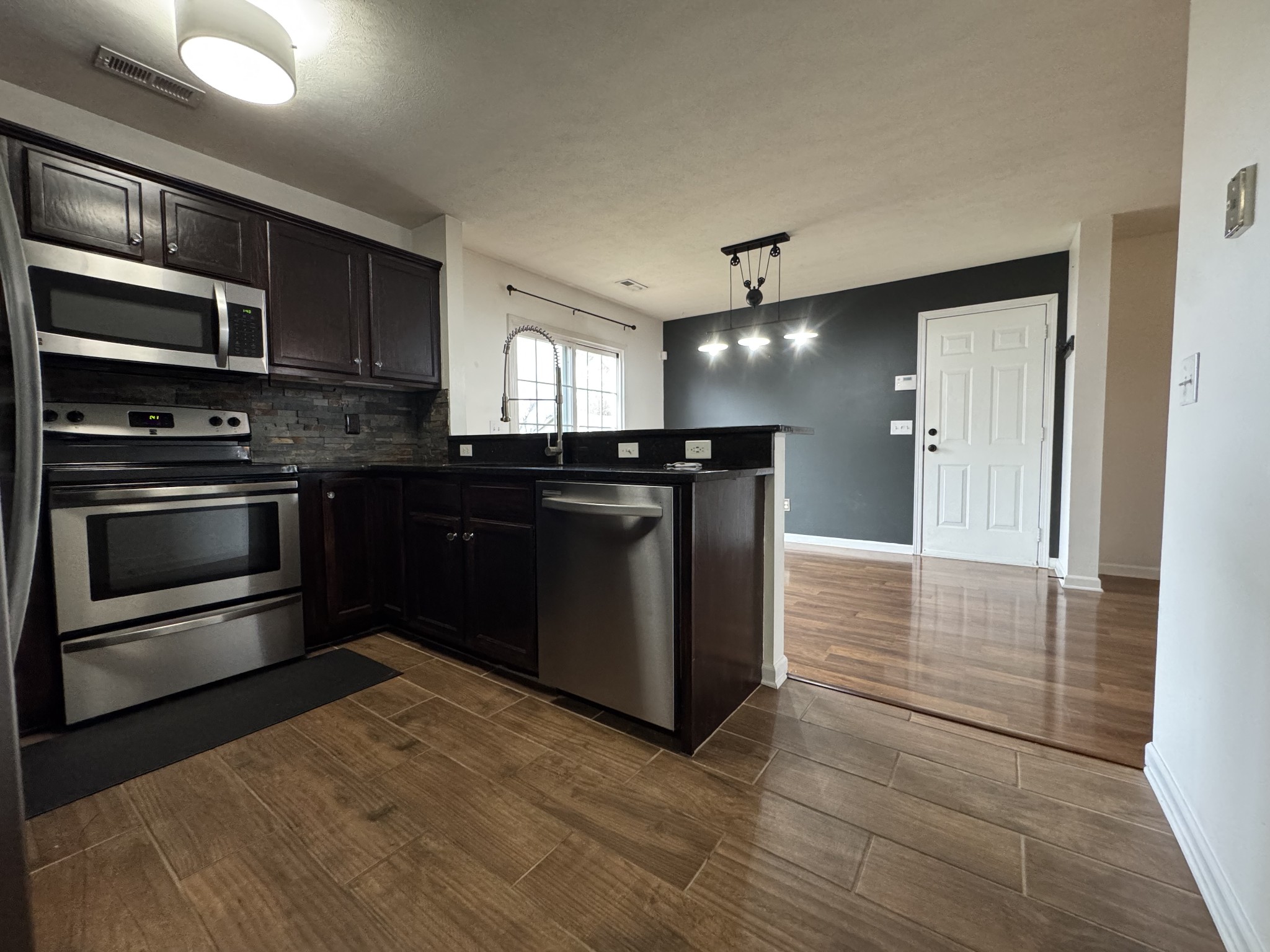 131 Sara Cir