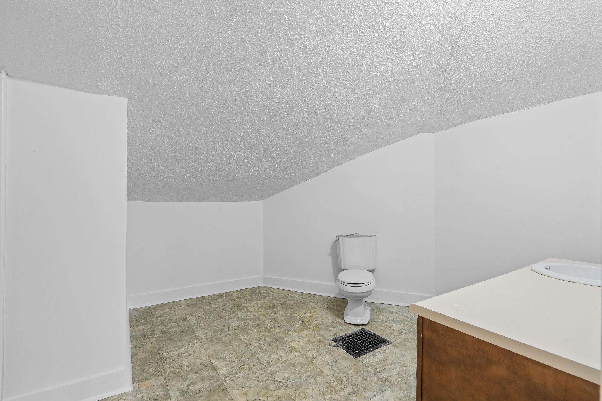 341 Chesterfield Ave