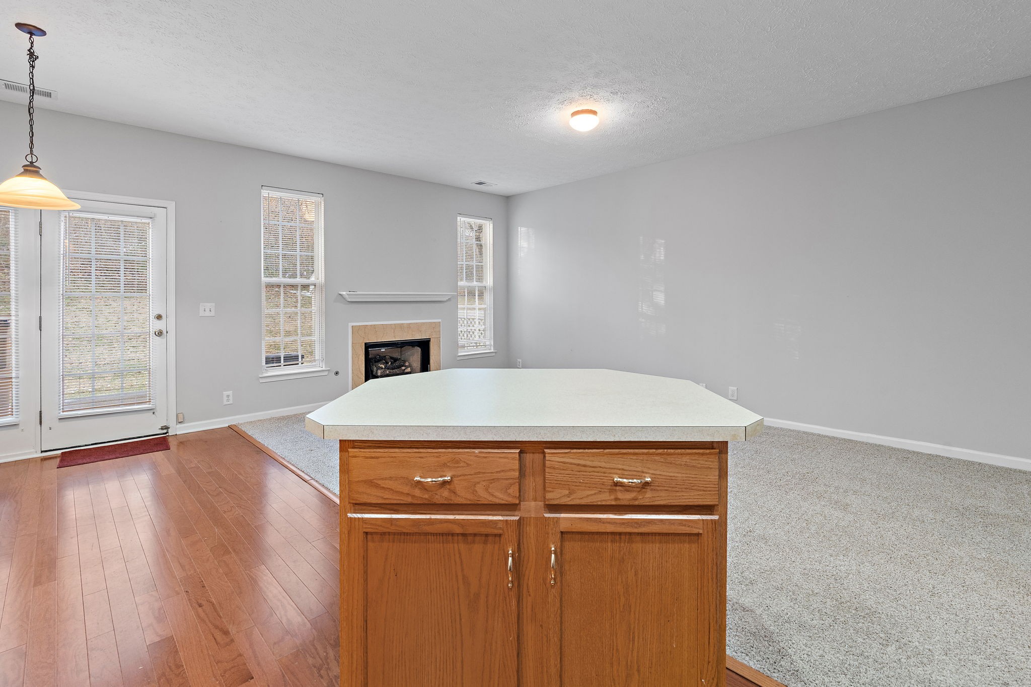 1345 Bell Rd Unit: 327