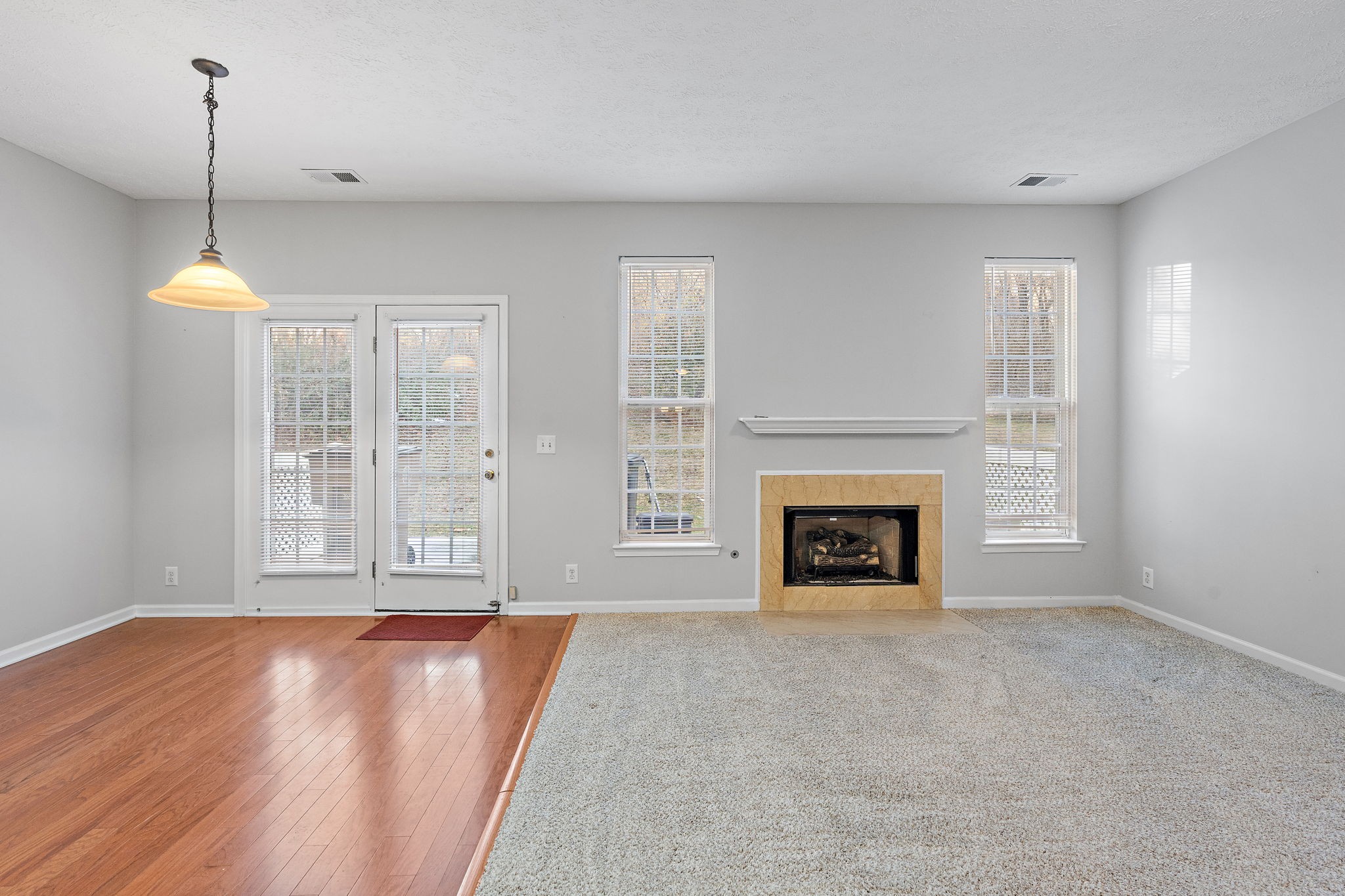 1345 Bell Rd Unit: 327