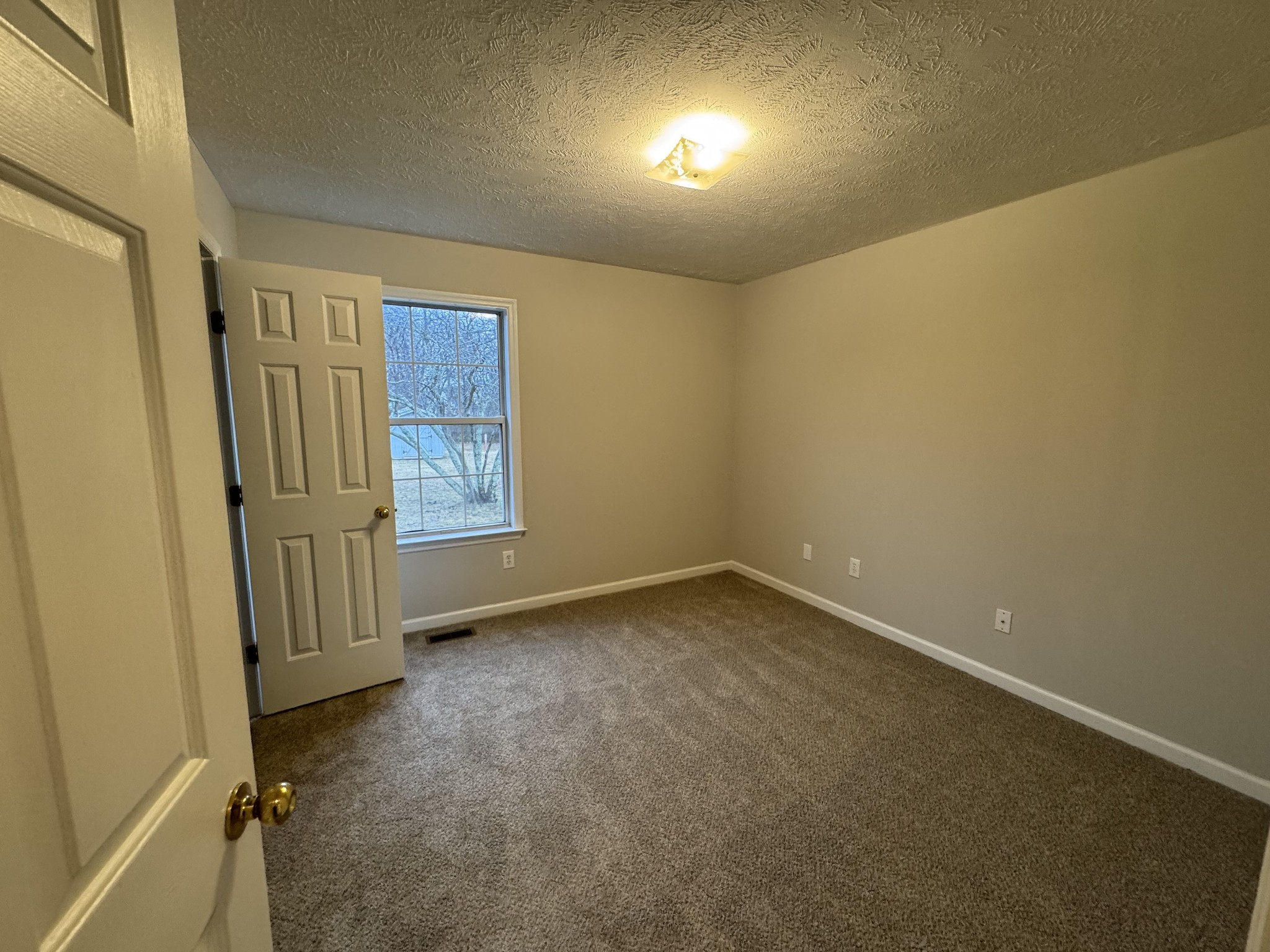 404 Shadylake Dr