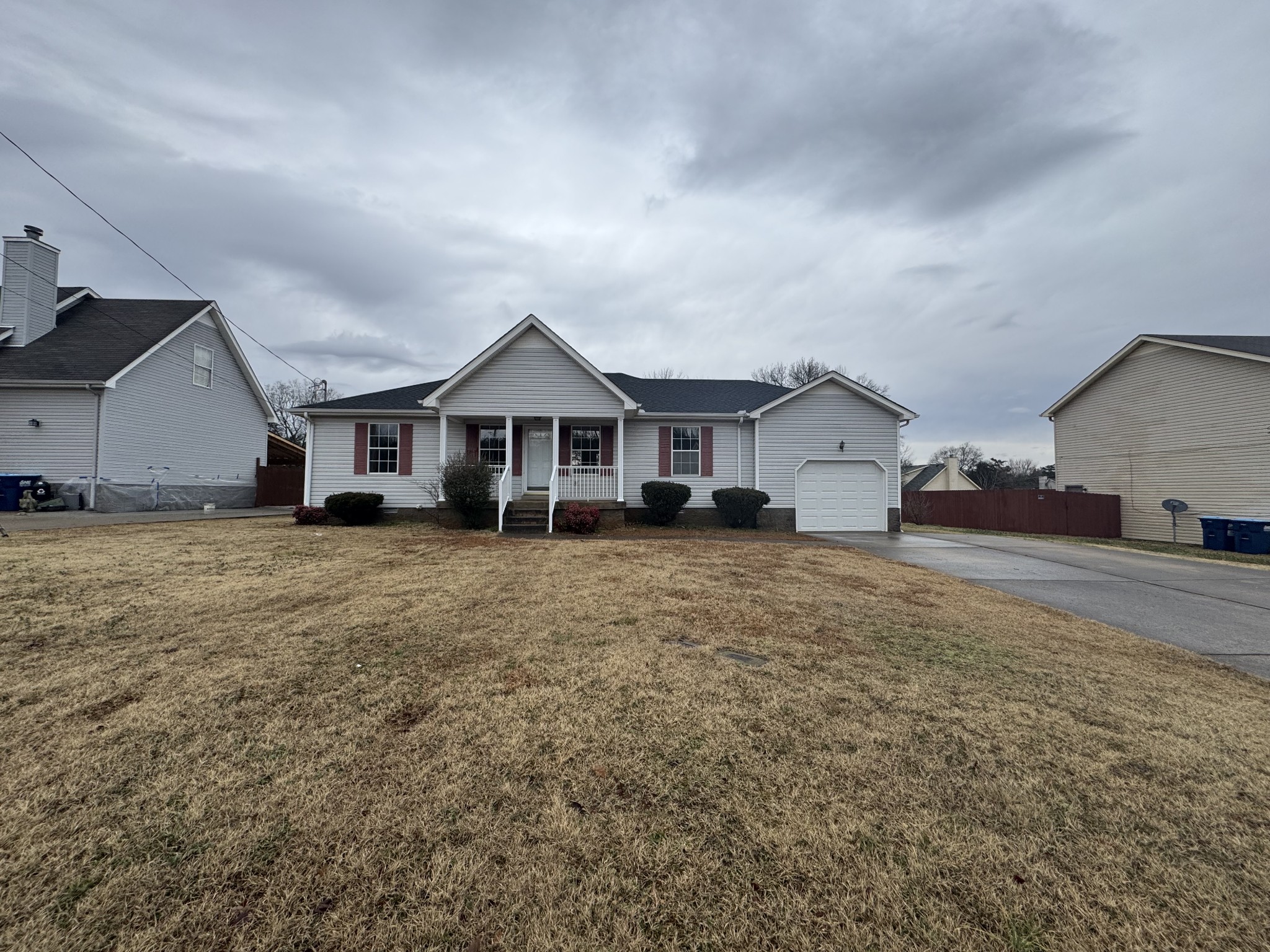 404 Shadylake Dr
