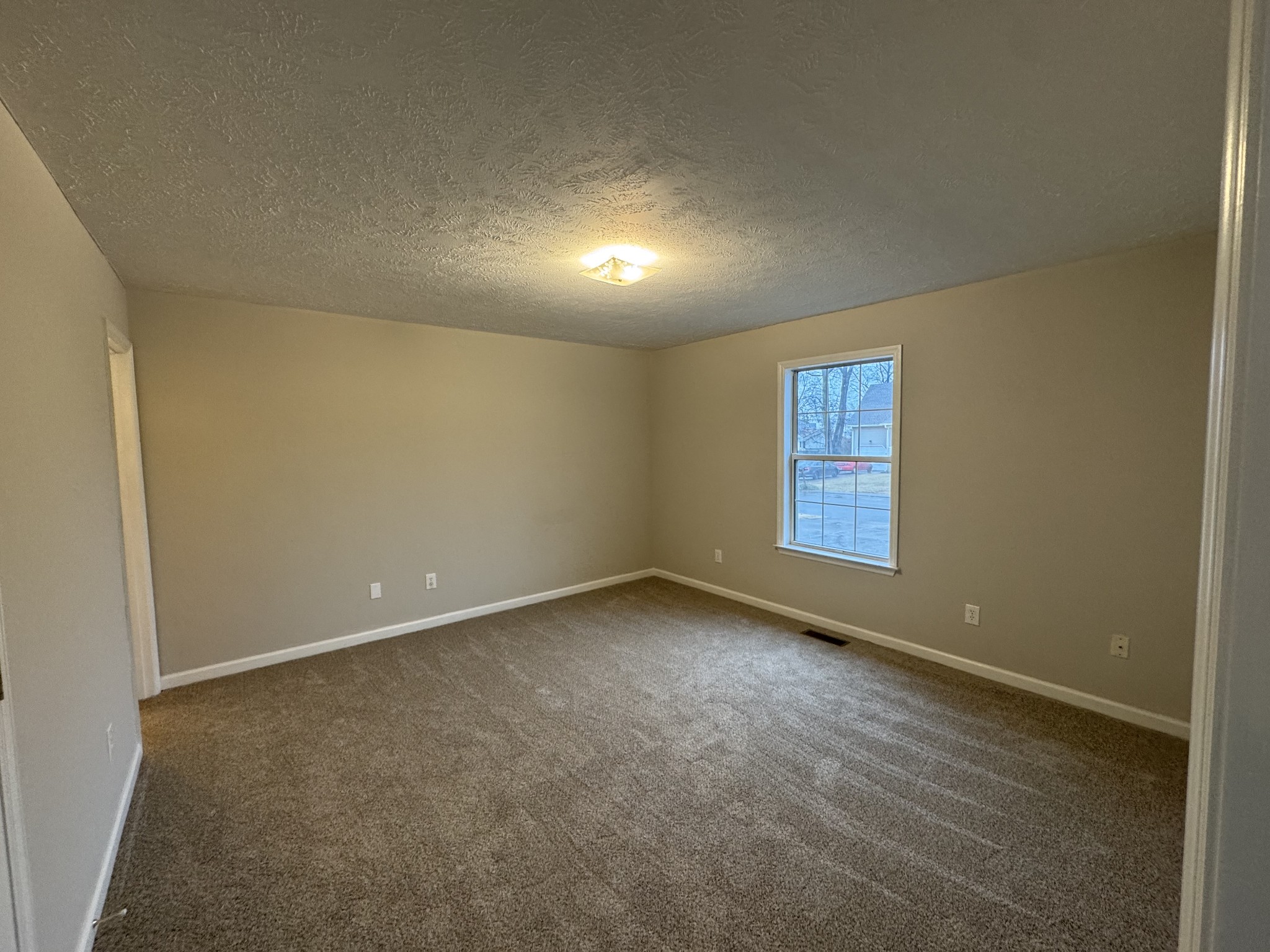 404 Shadylake Dr