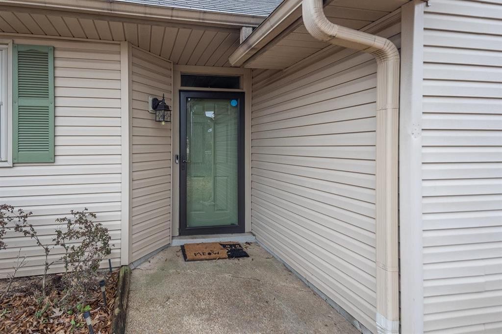 2958 Millers Pond Dr