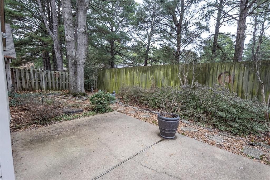 2958 Millers Pond Dr