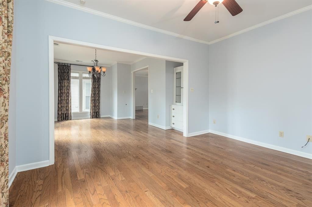 2958 Millers Pond Dr