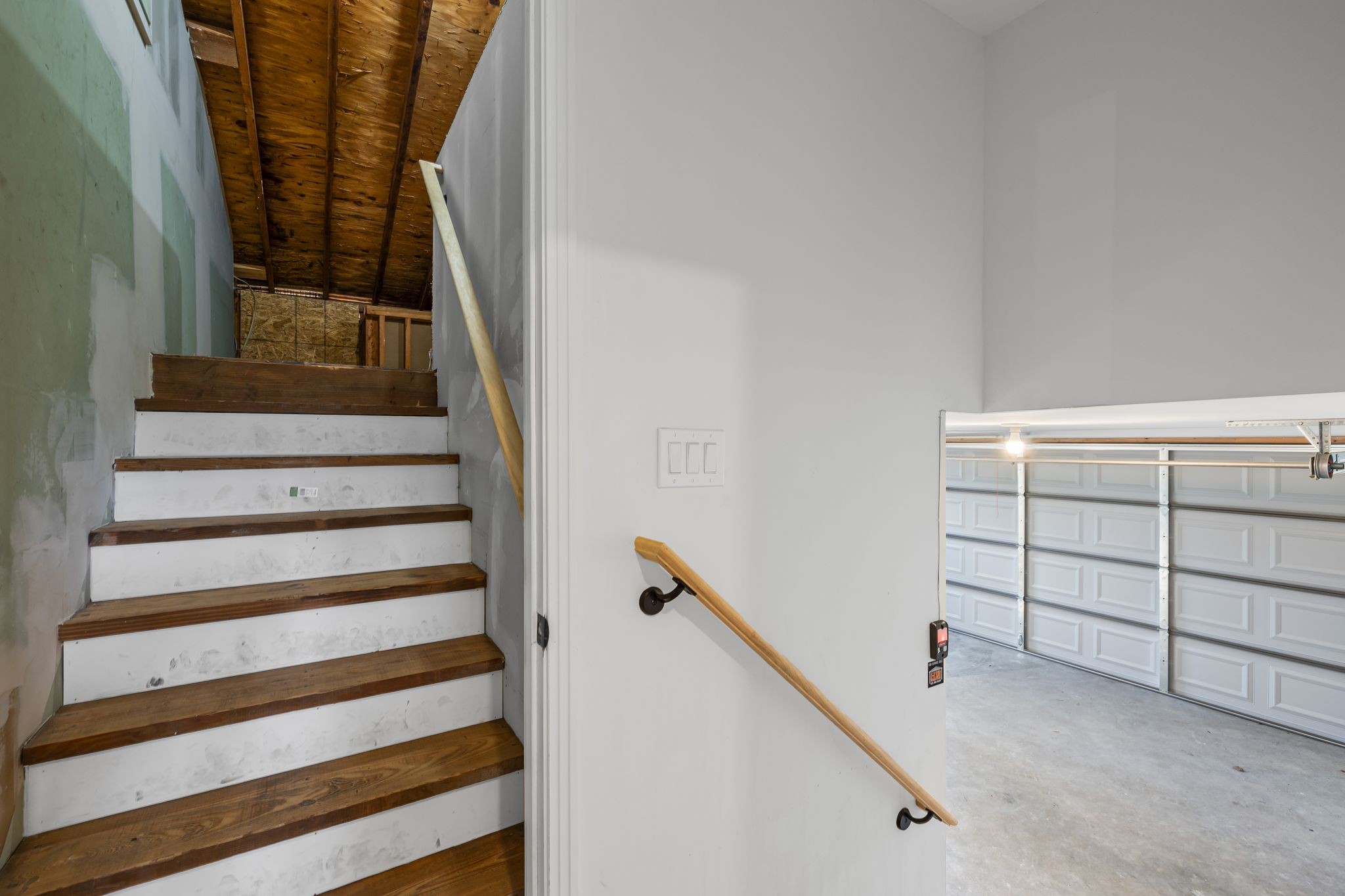 202 Revere Ln