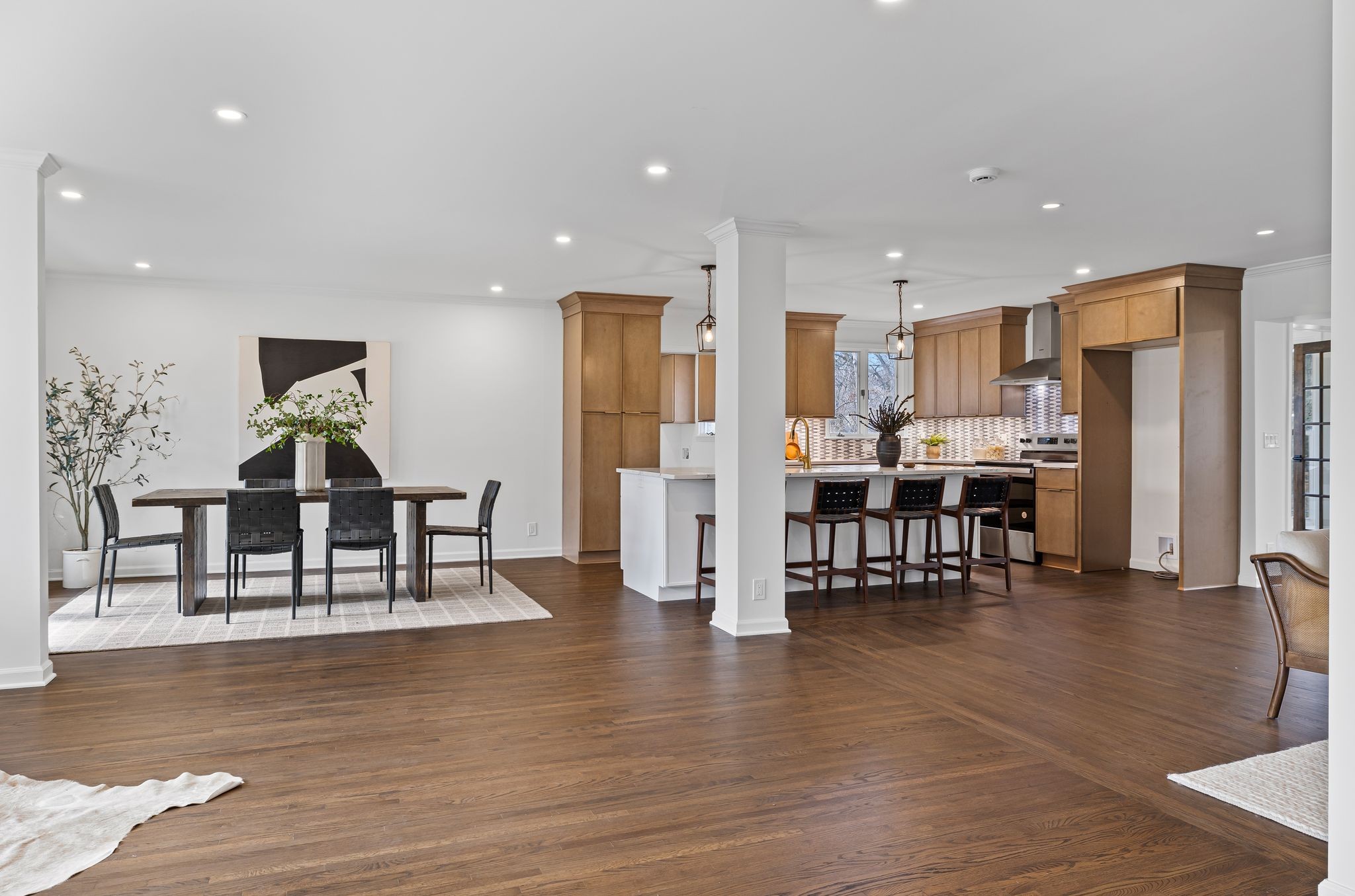 202 Revere Ln