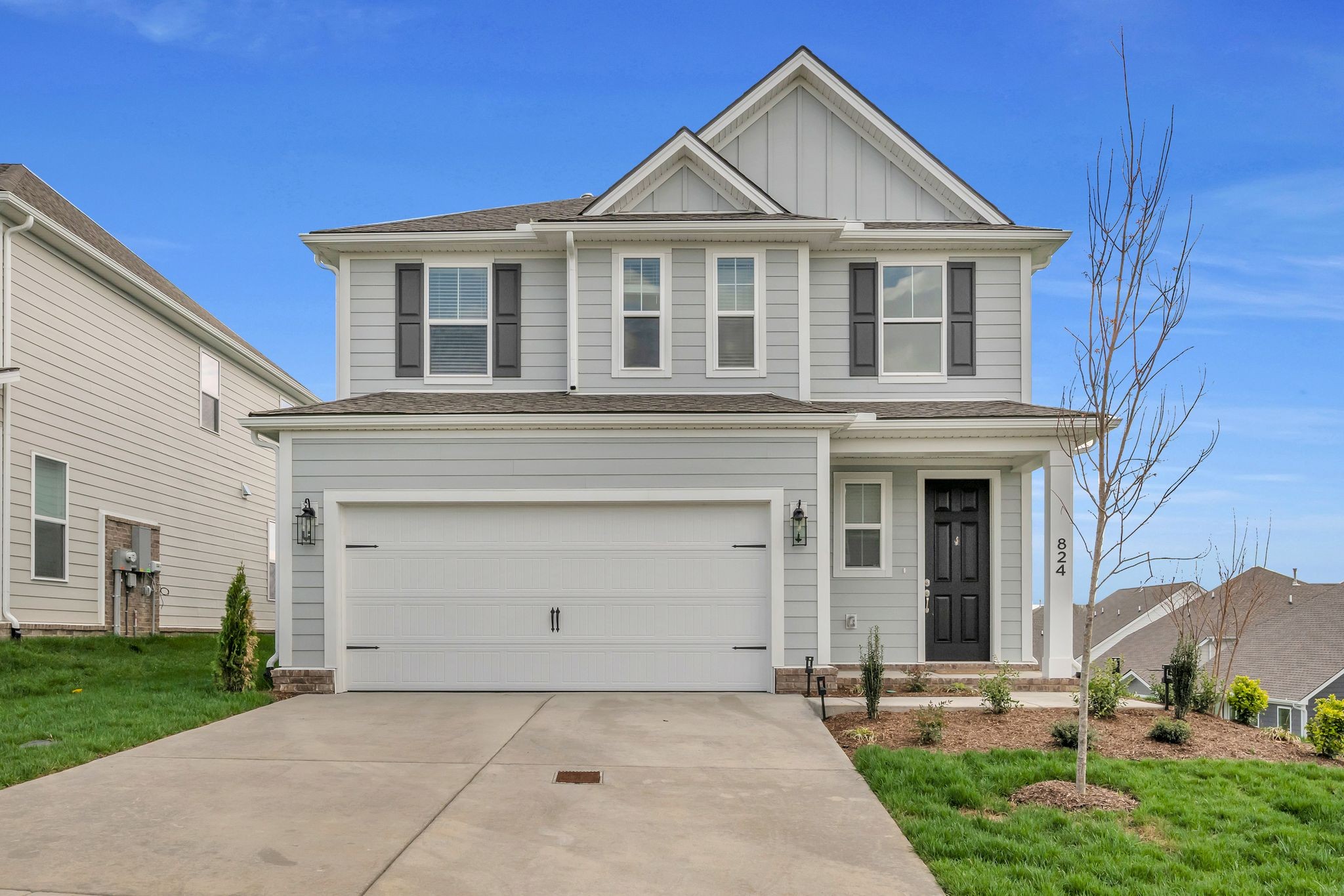 824 Sugarbush Ln